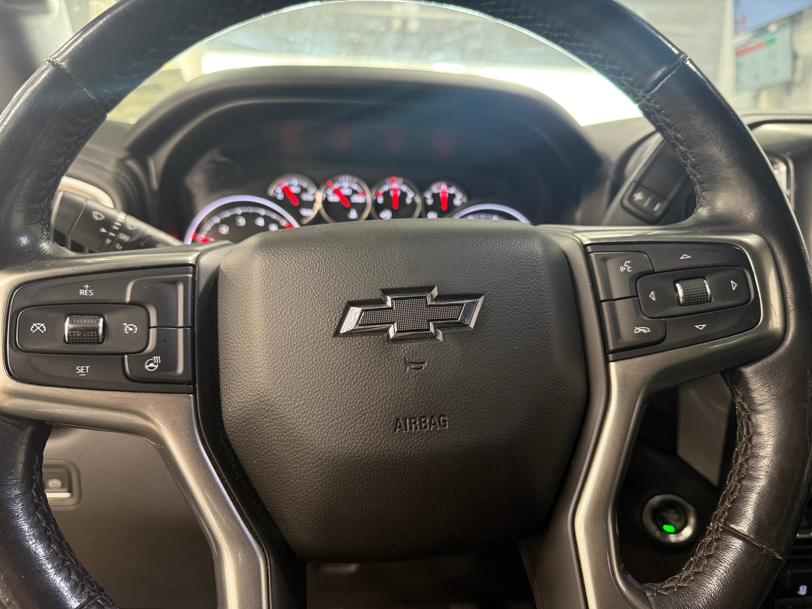 Thumbnail: 2021 Chevrolet Silverado 1500 - 5