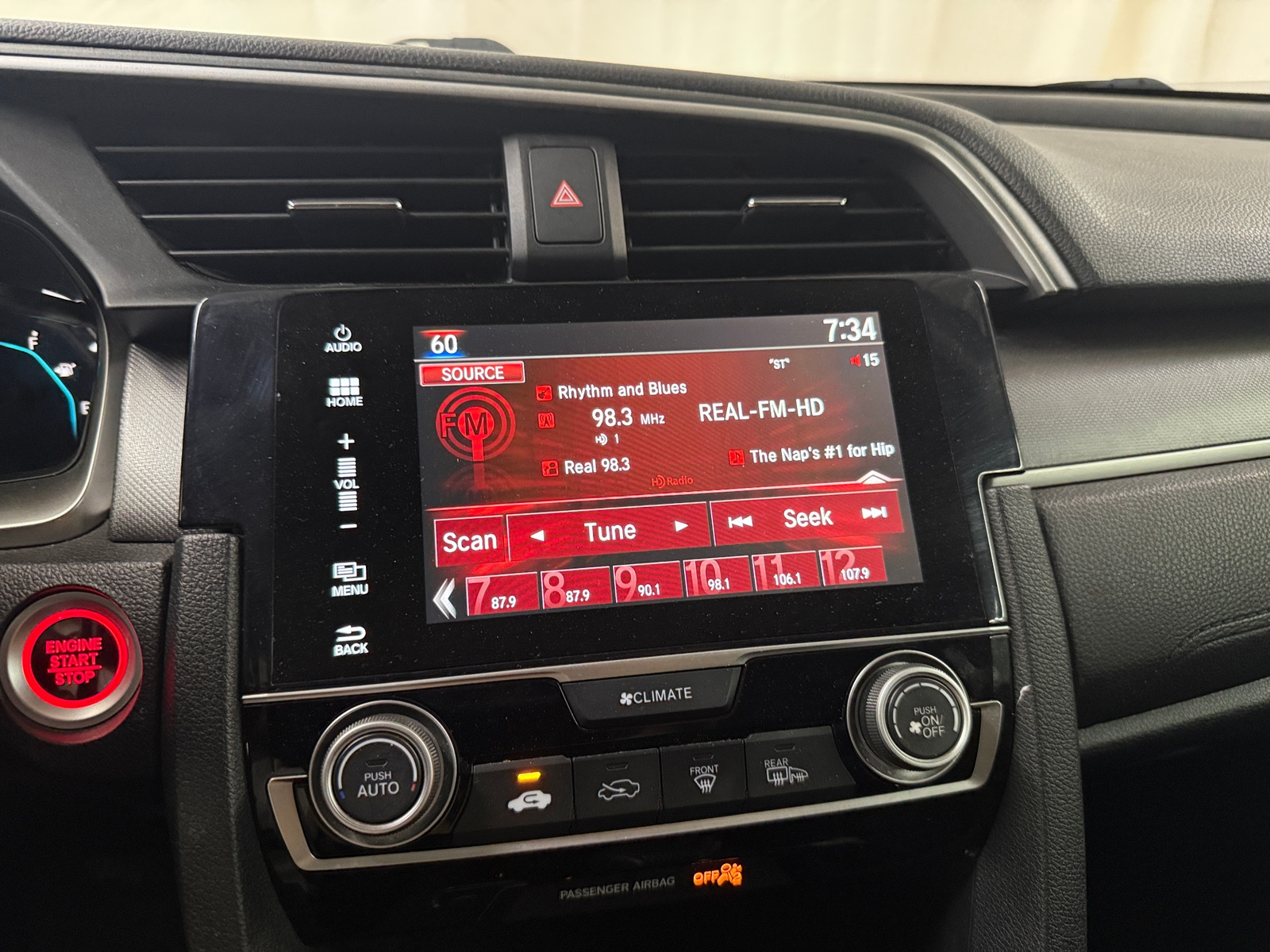 Thumbnail: 2017 Honda Civic - 4