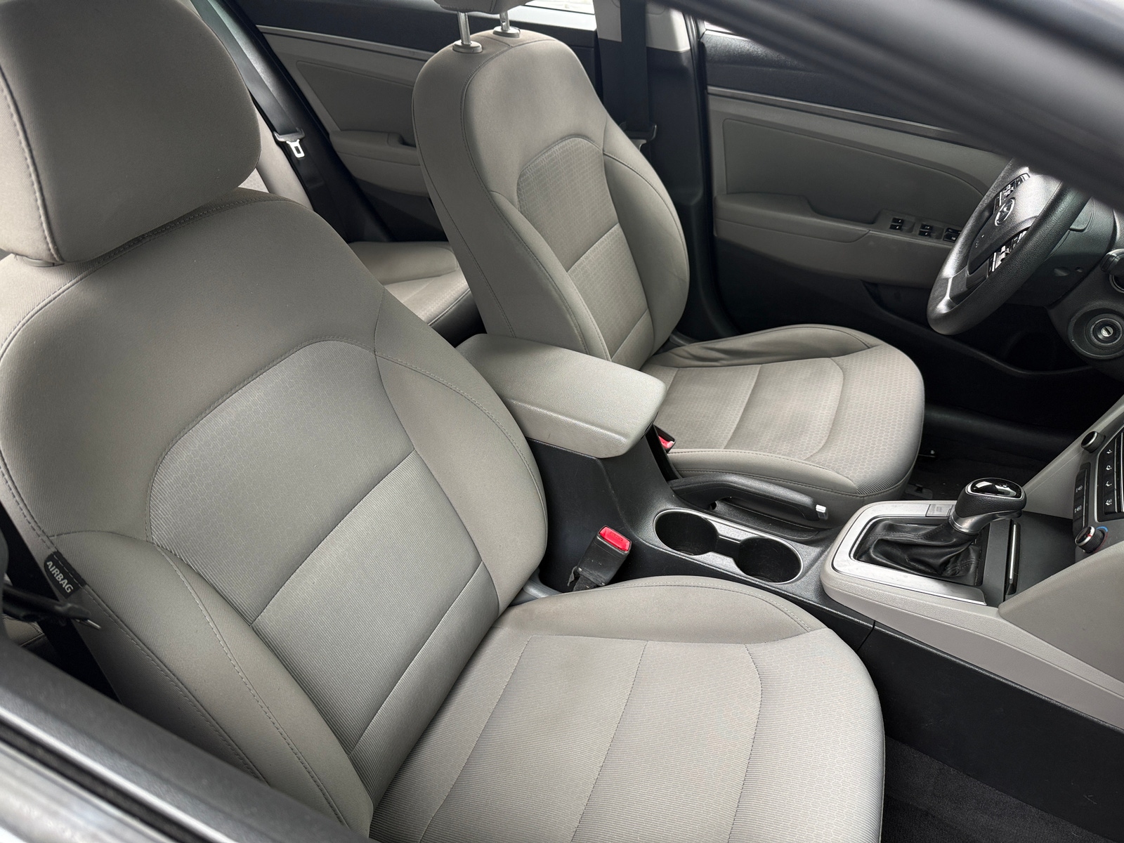 Thumbnail: 2018 Hyundai Elantra - 2