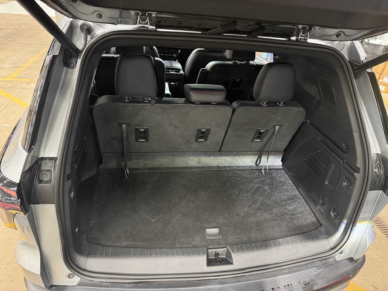 Thumbnail: 2025 Chevrolet Traverse - 6