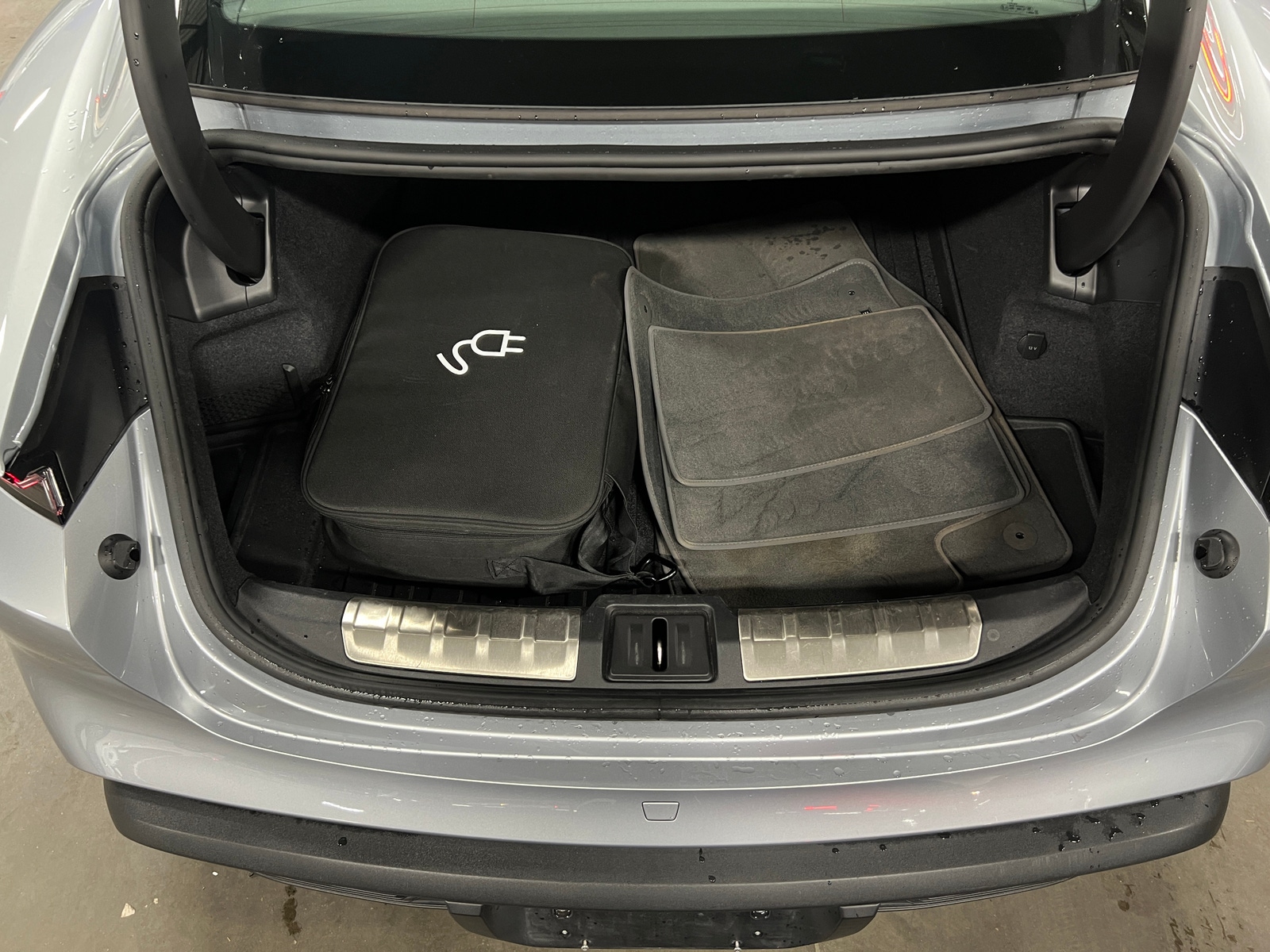 Thumbnail: 2021 Porsche Taycan - 6