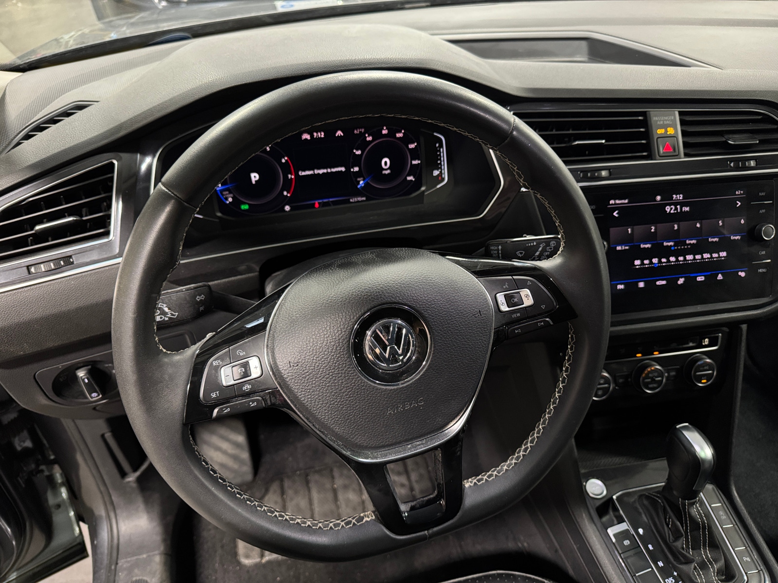 Thumbnail: 2021 Volkswagen Tiguan - 4