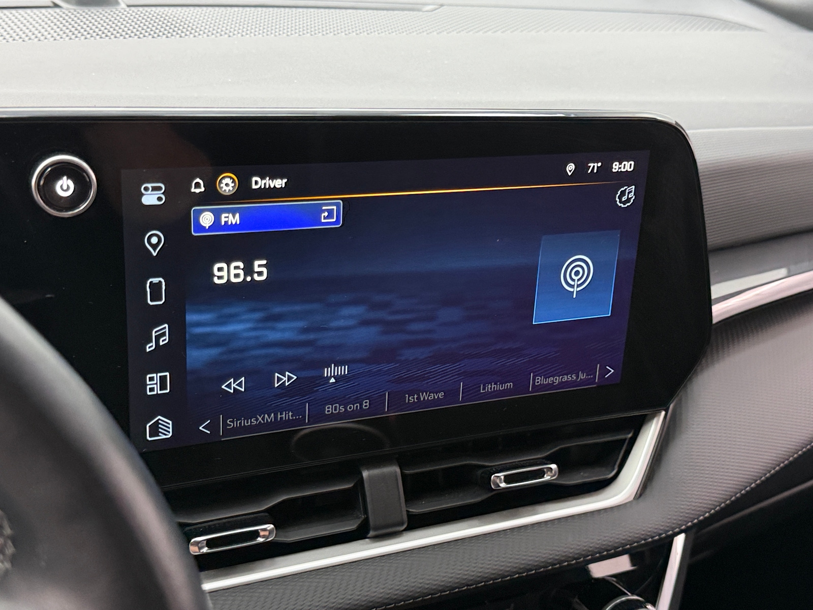 Thumbnail: 2025 Chevrolet Equinox - 4