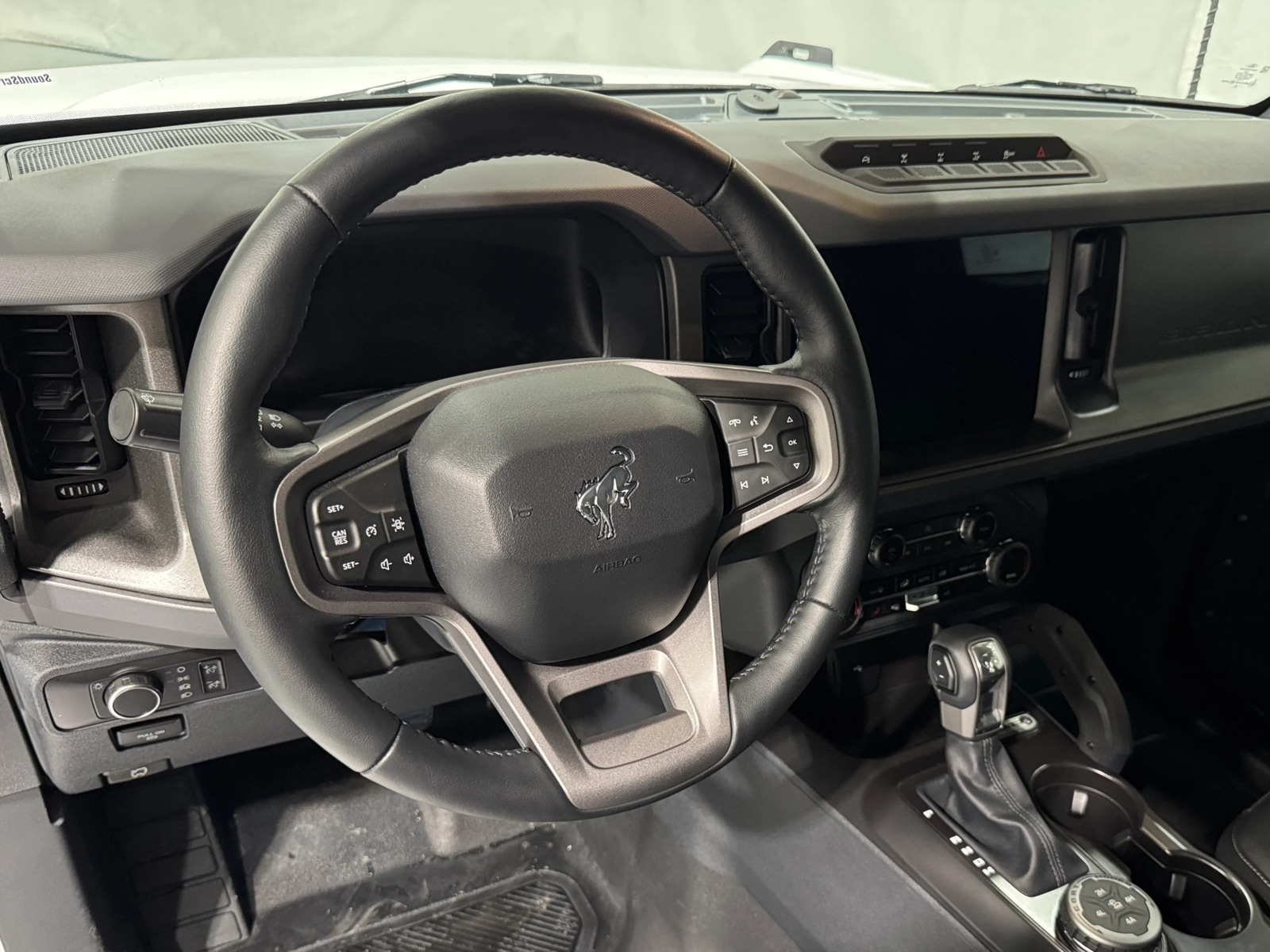 Thumbnail: 2025 Ford Bronco - 2