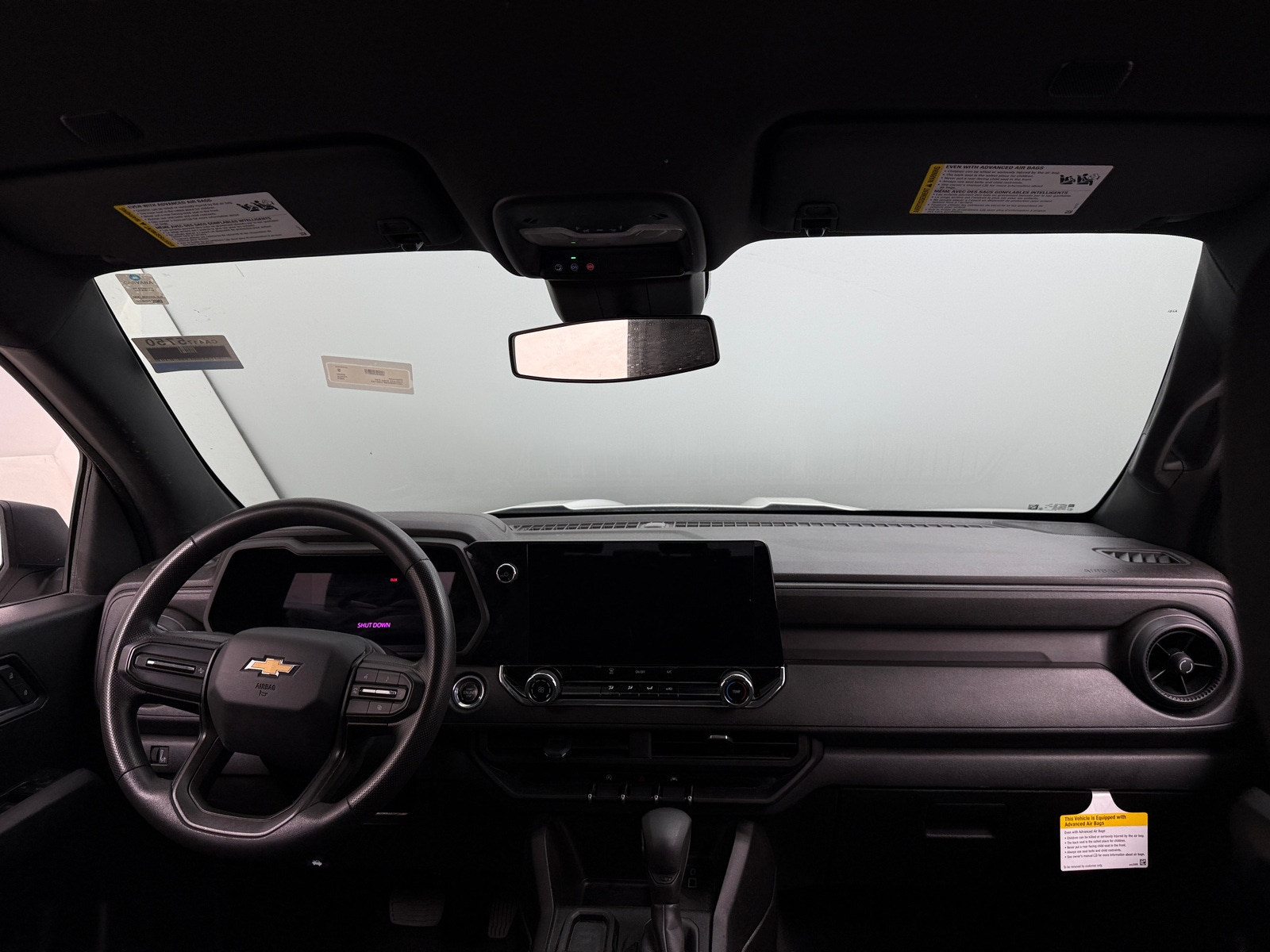 Thumbnail: 2023 Chevrolet Colorado - 3