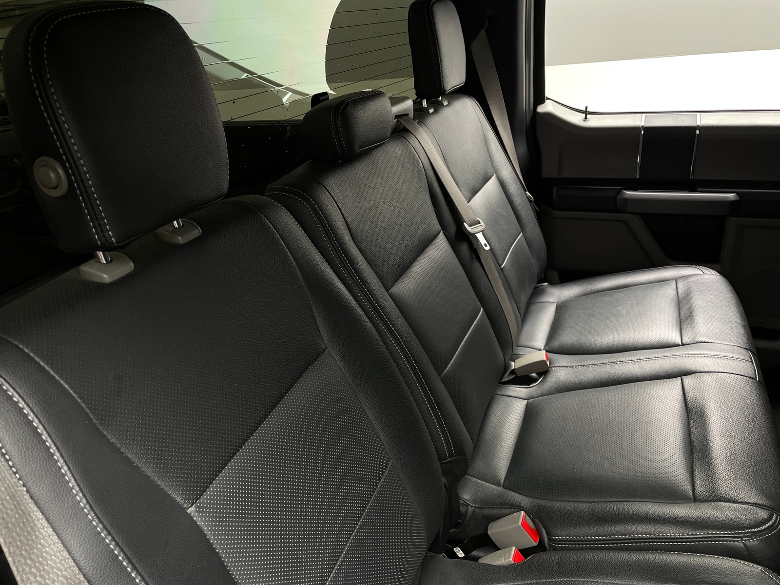 Thumbnail: 2019 Ford Econoline - 6