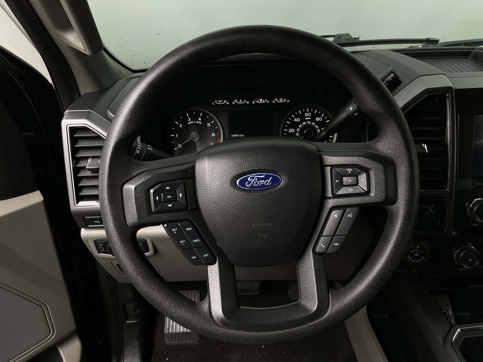 Thumbnail: 2019 Ford Econoline - 5