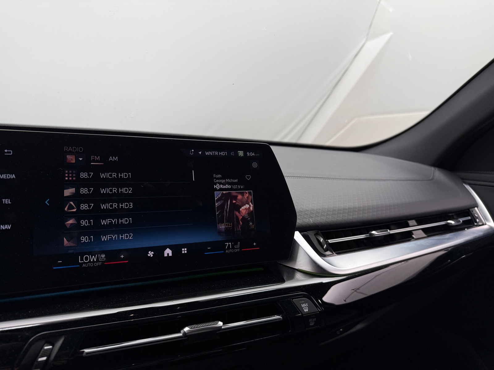 Thumbnail: 2025 BMW X2 - 3