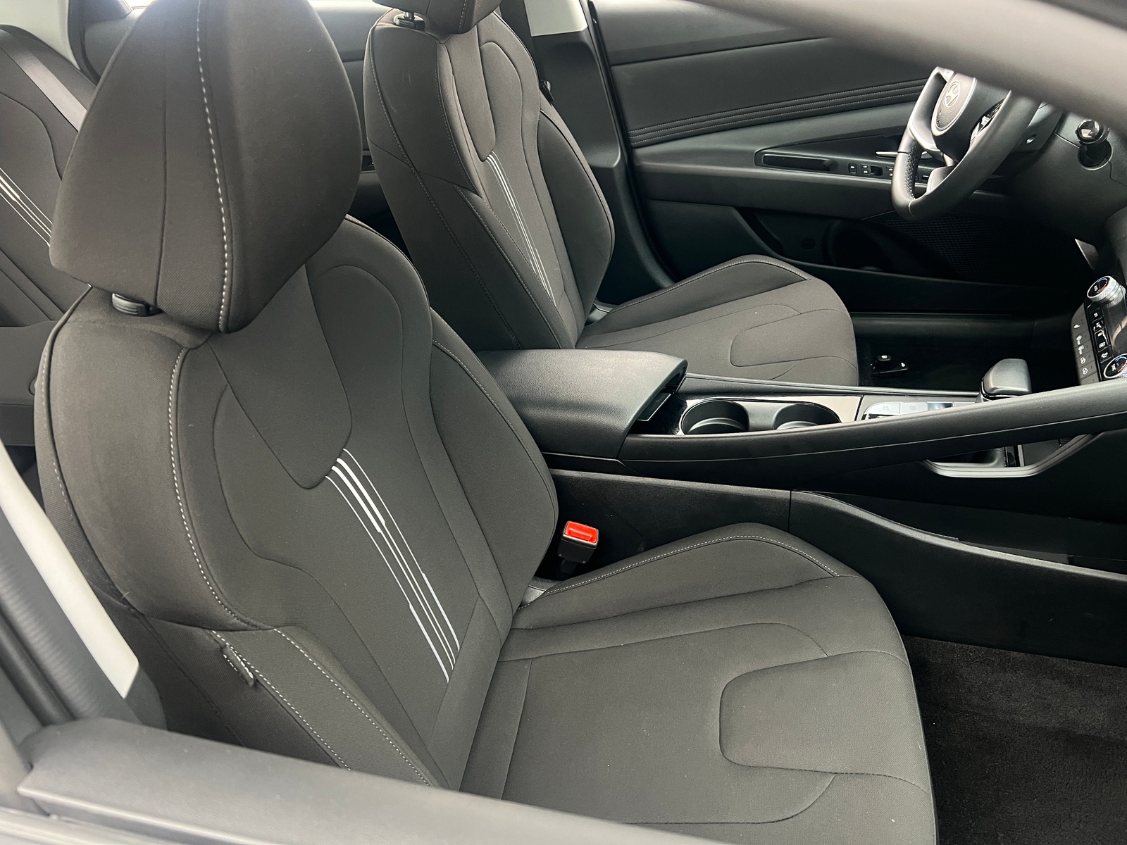 Thumbnail: 2025 Hyundai Elantra - 2