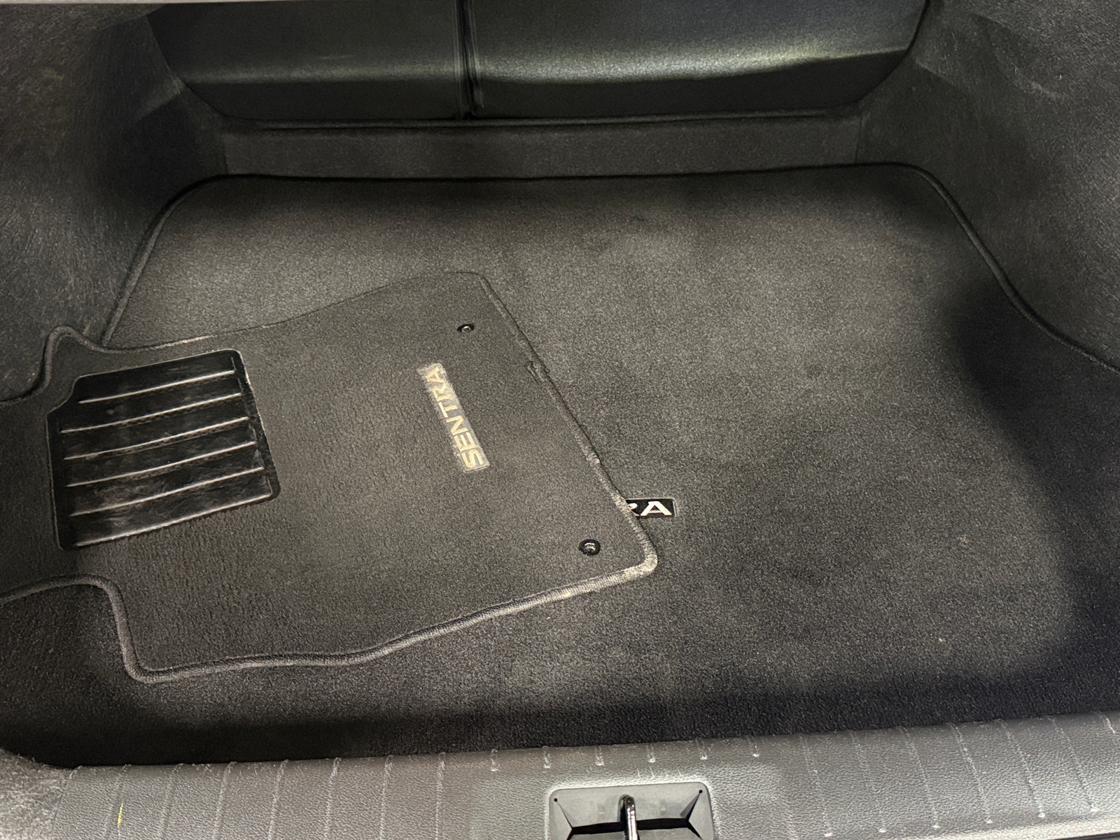 Thumbnail: 2025 Nissan Sentra - 7