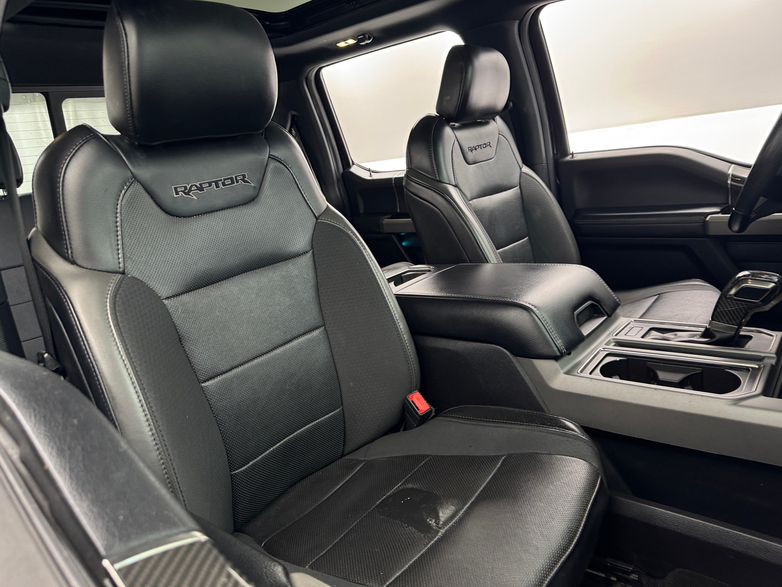 Thumbnail: 2019 Ford Econoline - 2