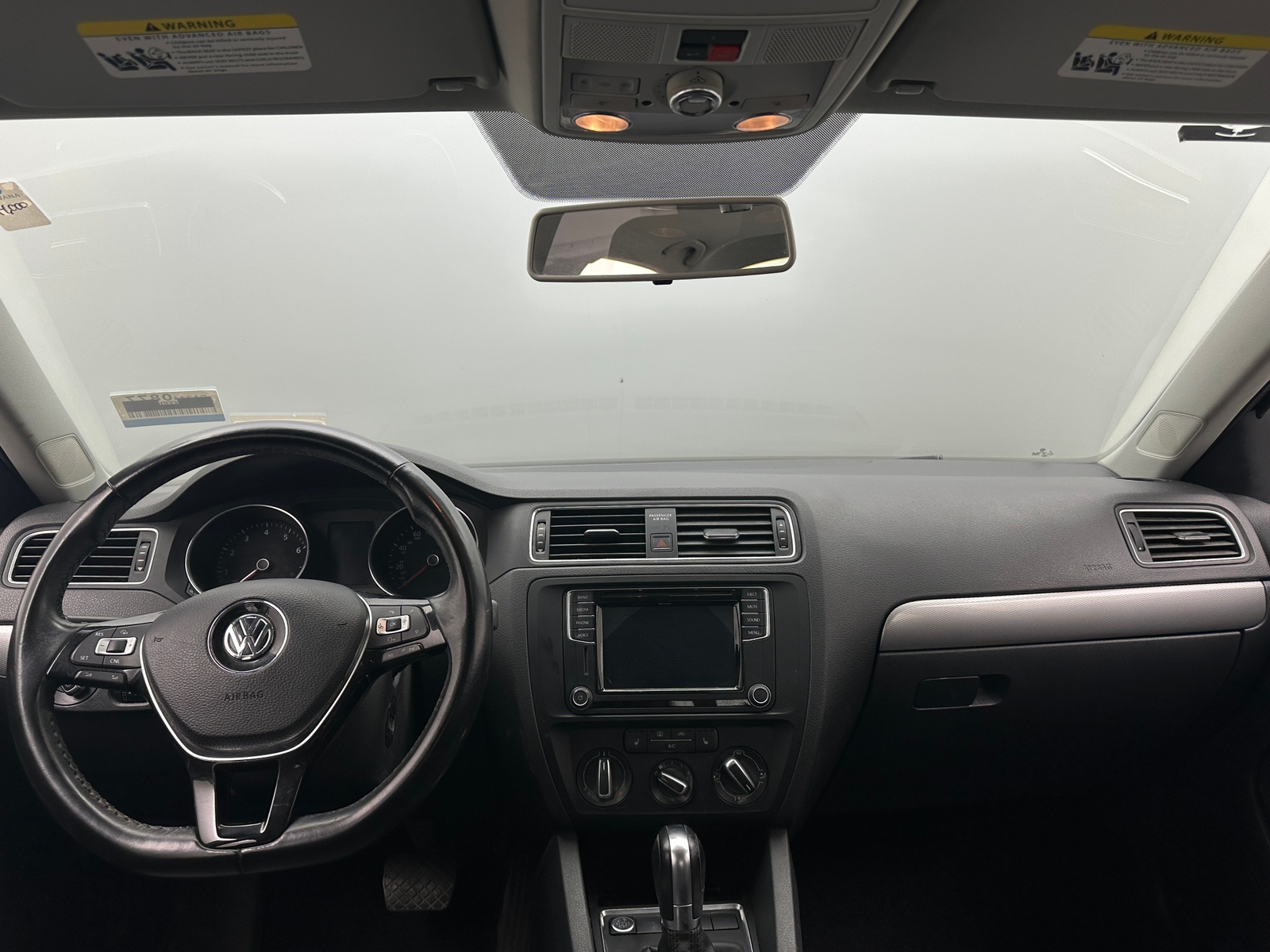 Thumbnail: 2016 Volkswagen Jetta - 2