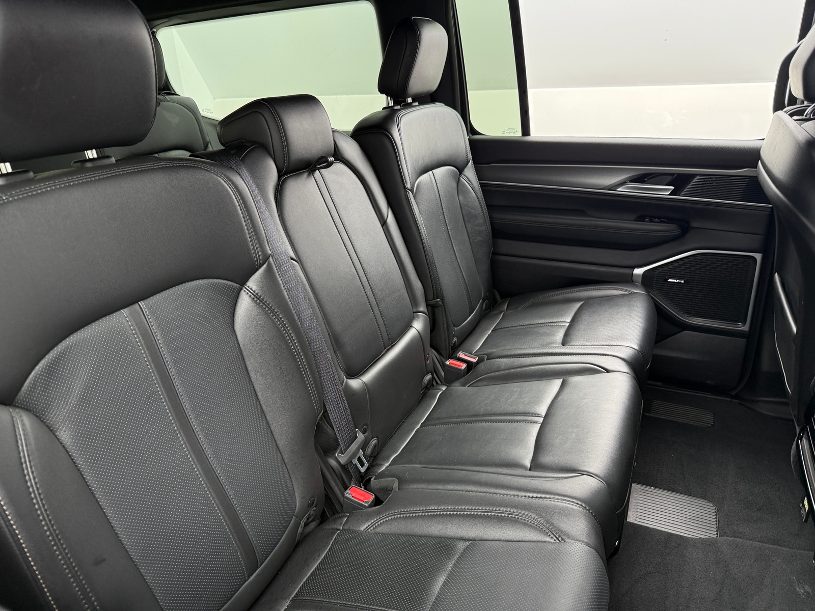 Thumbnail: 2025 Jeep Wagoneer - 5