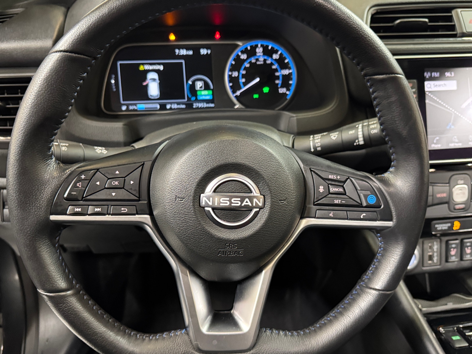 Thumbnail: 2023 Nissan Leaf - 5