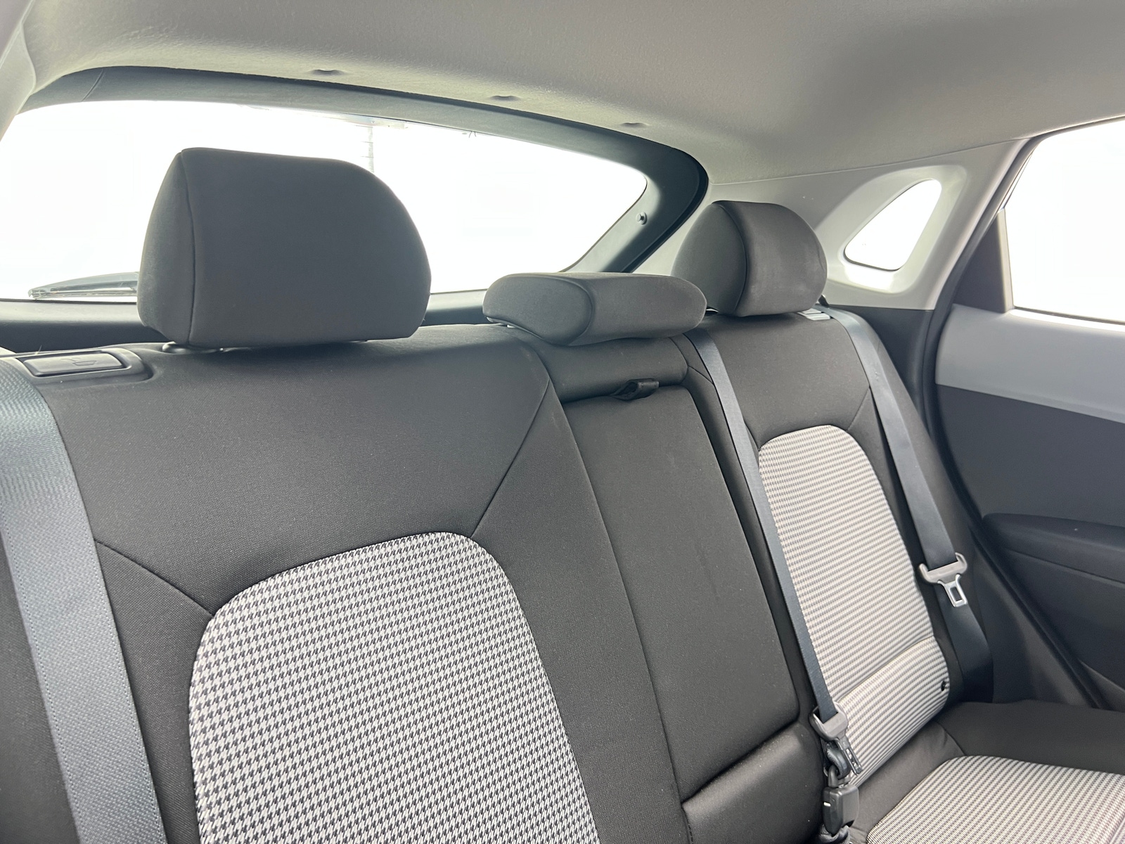 Thumbnail: 2020 Hyundai Kona - 6