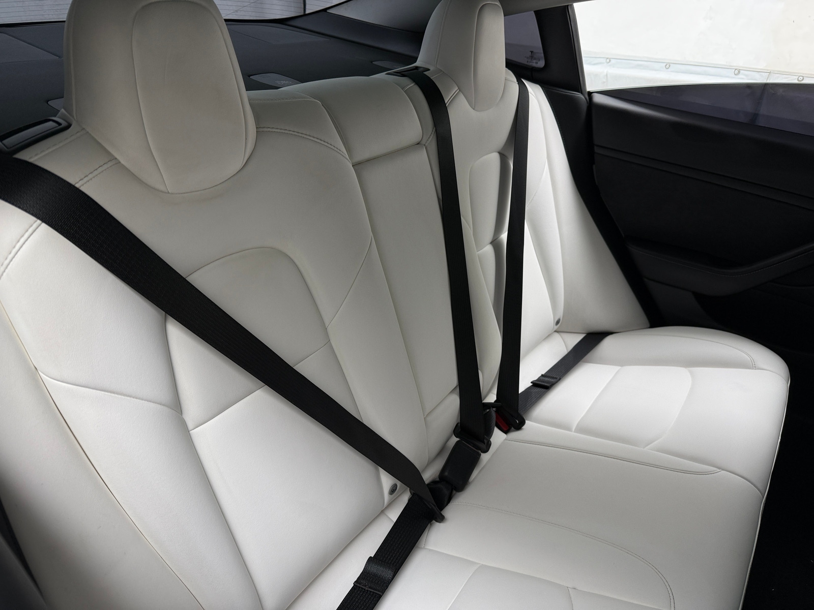 Thumbnail: 2022 Tesla Model 3 - 5