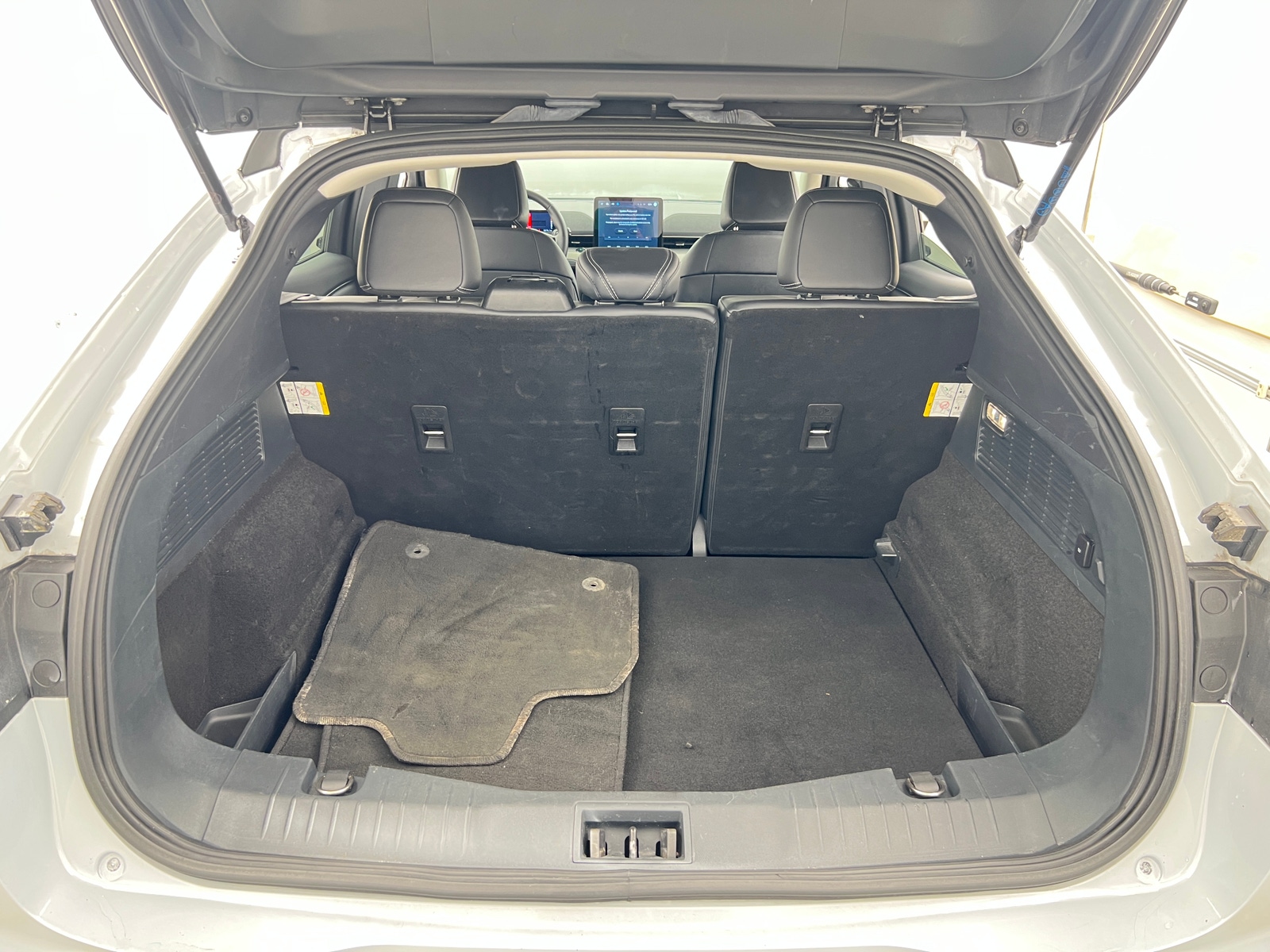 Thumbnail: 2022 Ford Mustang Mach-E - 6