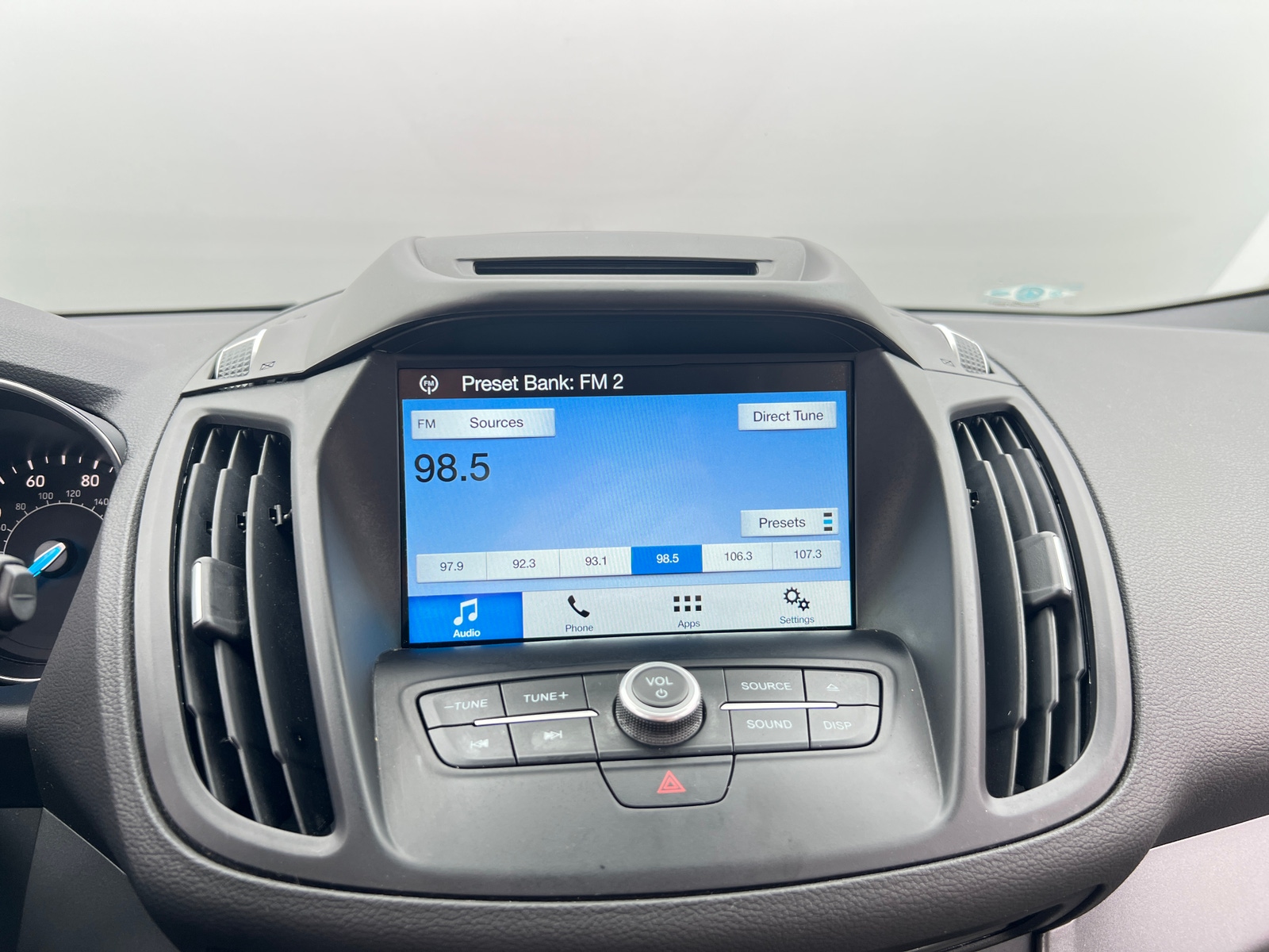 Thumbnail: 2018 Ford Escape - 3