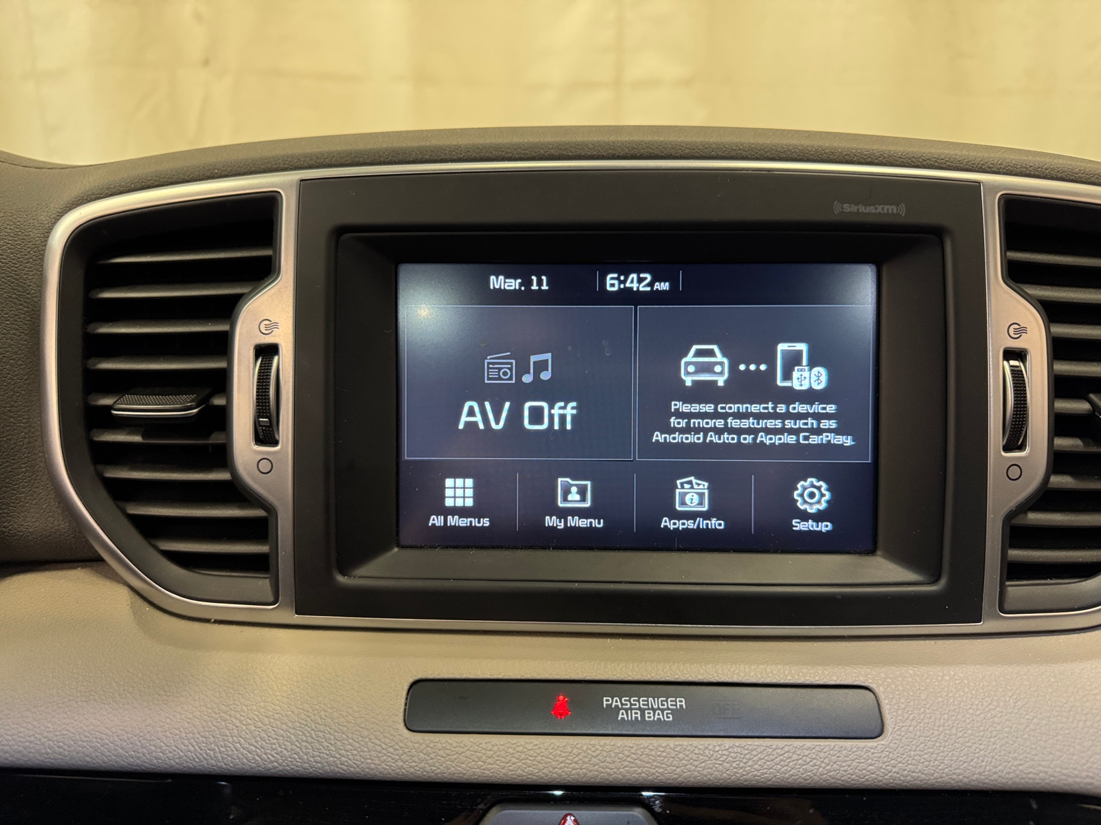 Thumbnail: 2018 Kia Sportage - 3