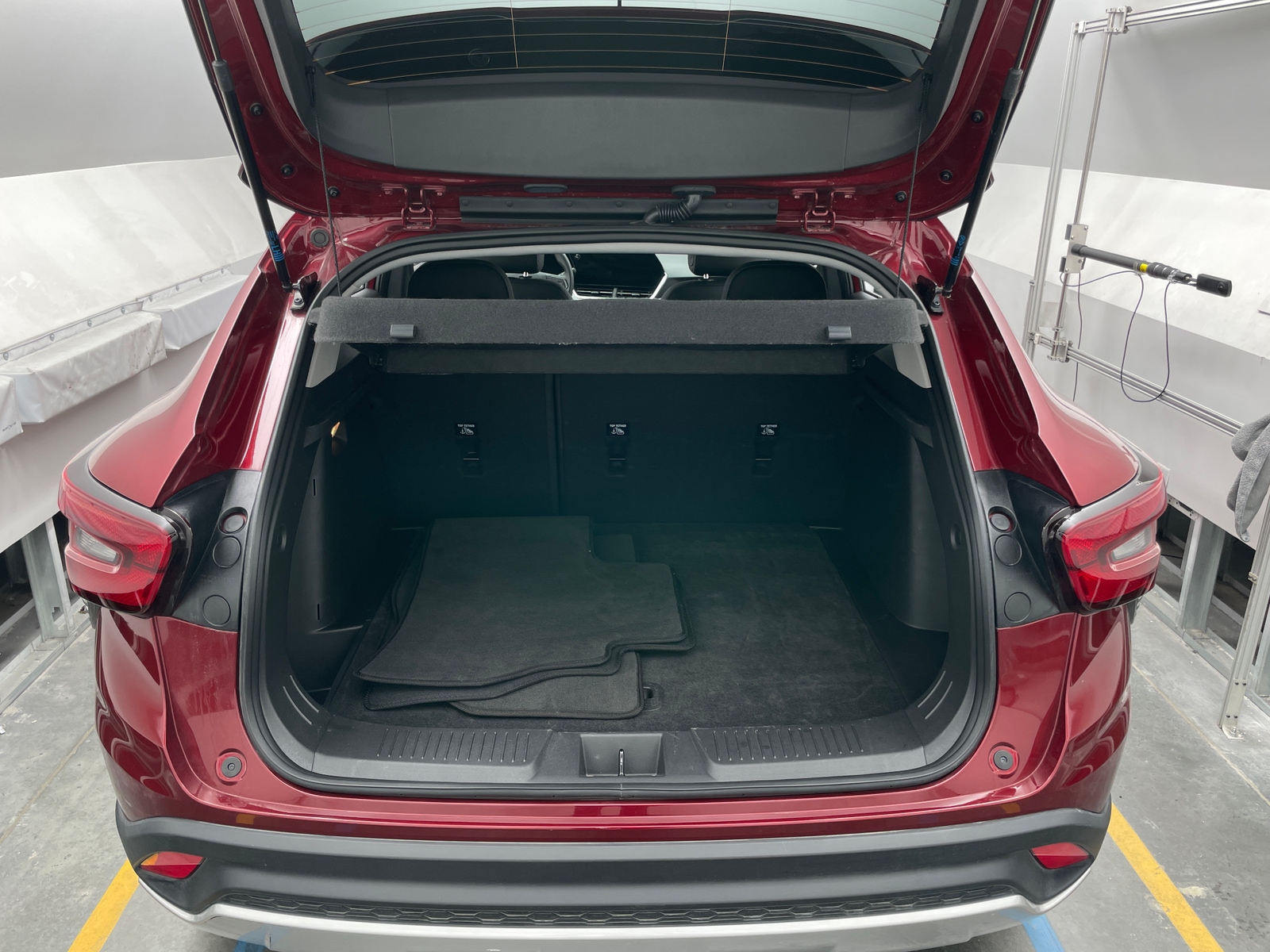 Thumbnail: 2025 Chevrolet Trax - 7