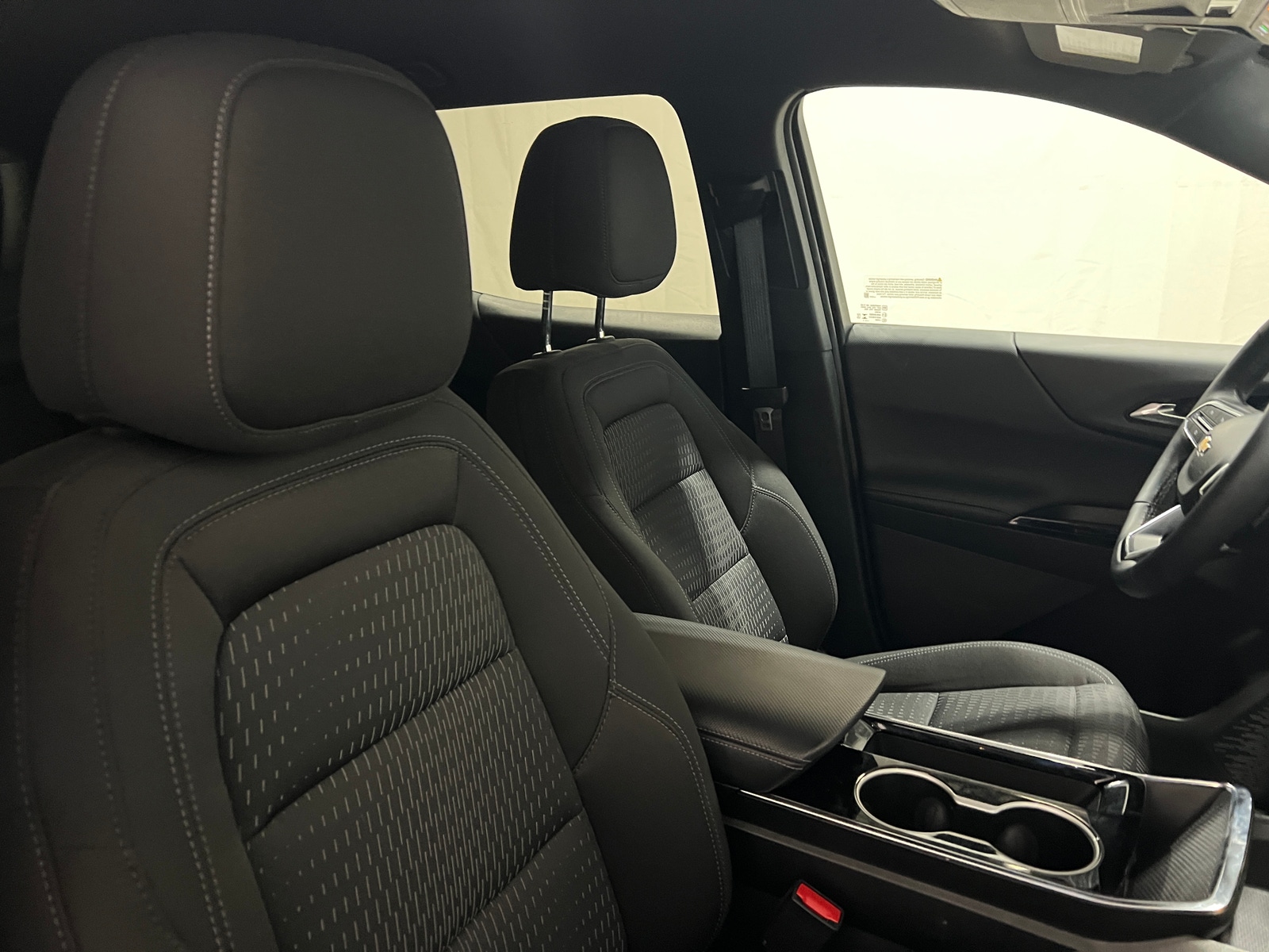 Thumbnail: 2025 Chevrolet Equinox - 2