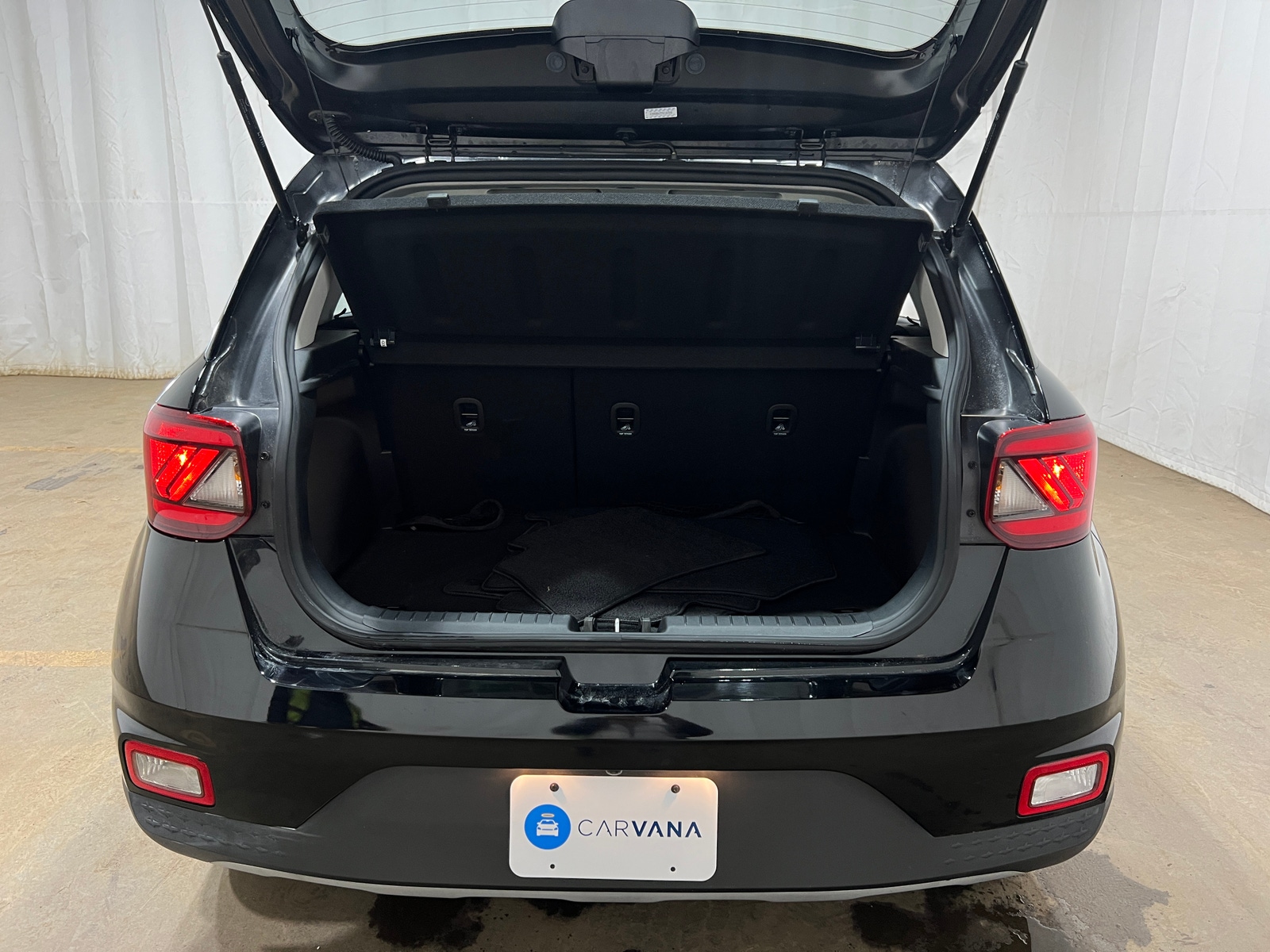 Thumbnail: 2021 Hyundai Venue - 7