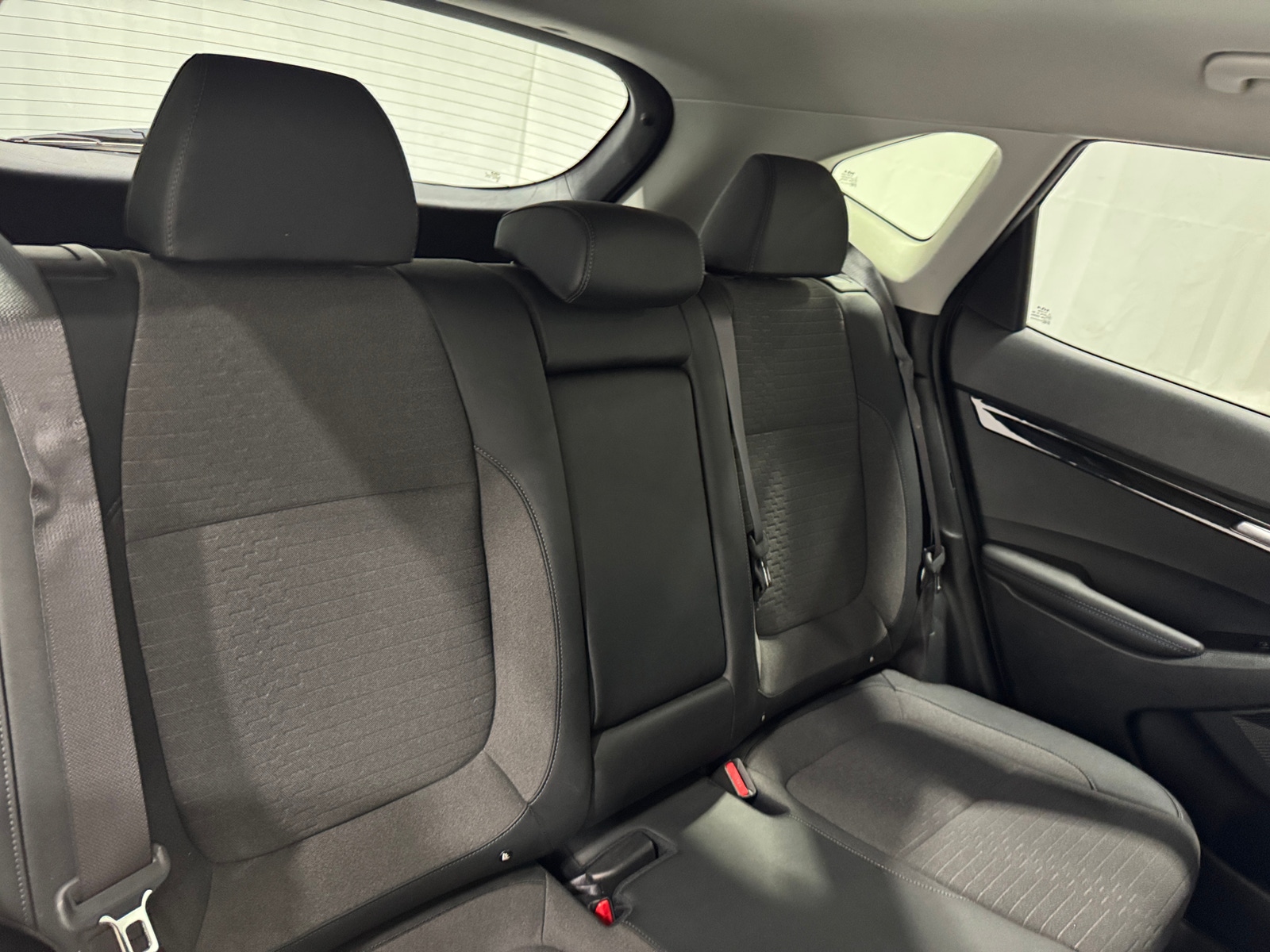 Thumbnail: 2023 Kia Seltos - 6