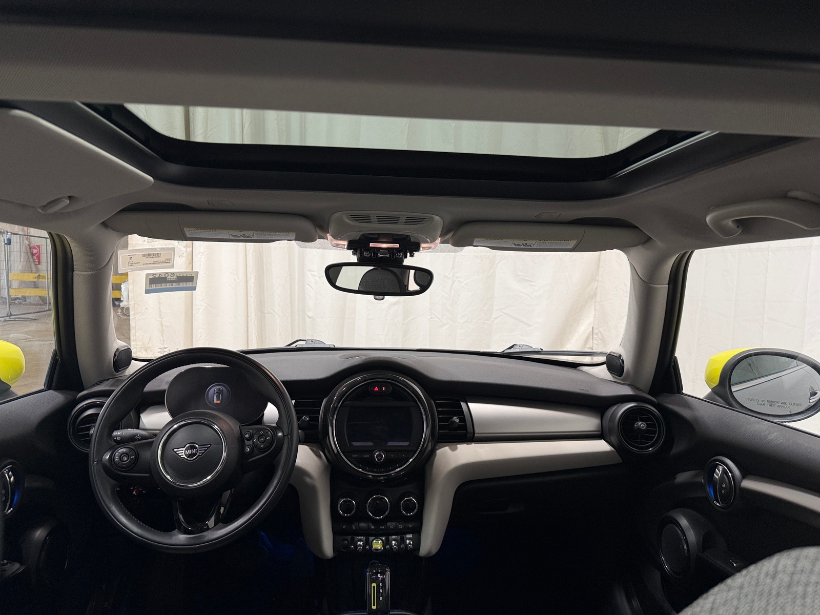 Thumbnail: 2021 MINI Cooper Hardtop - 2