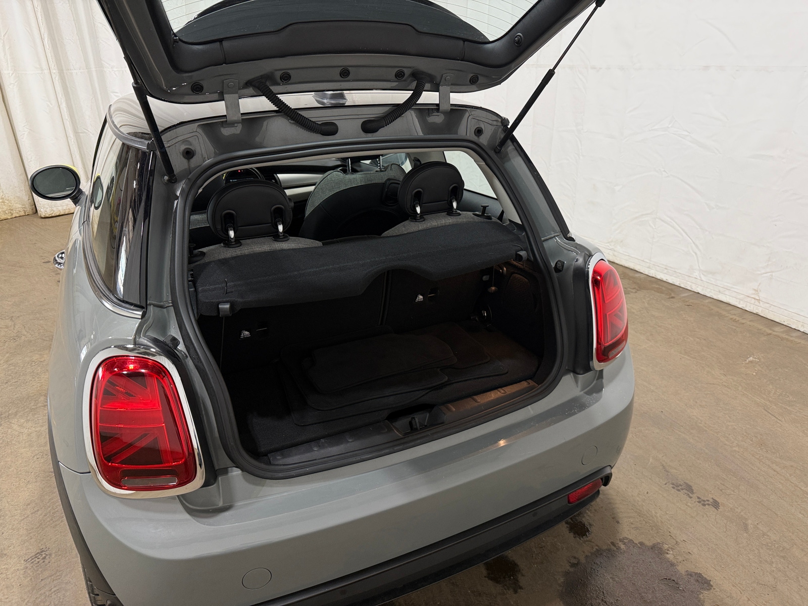 Thumbnail: 2021 MINI Cooper Hardtop - 6