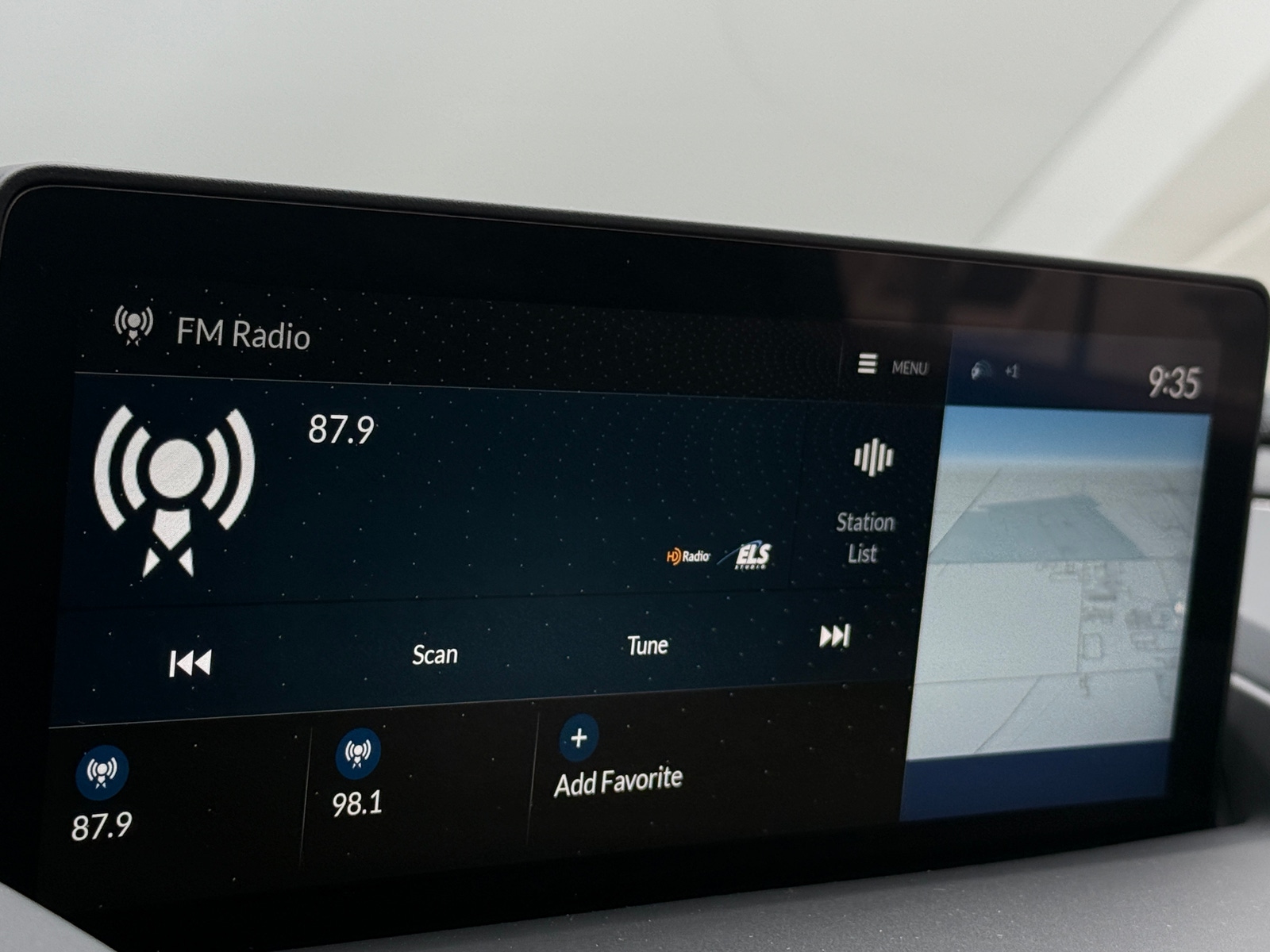 Thumbnail: 2025 Acura RDX - 3