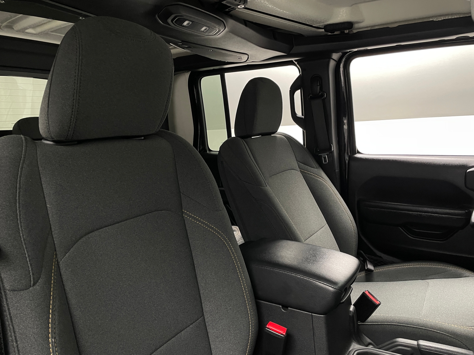 Thumbnail: 2024 Jeep Gladiator - 2