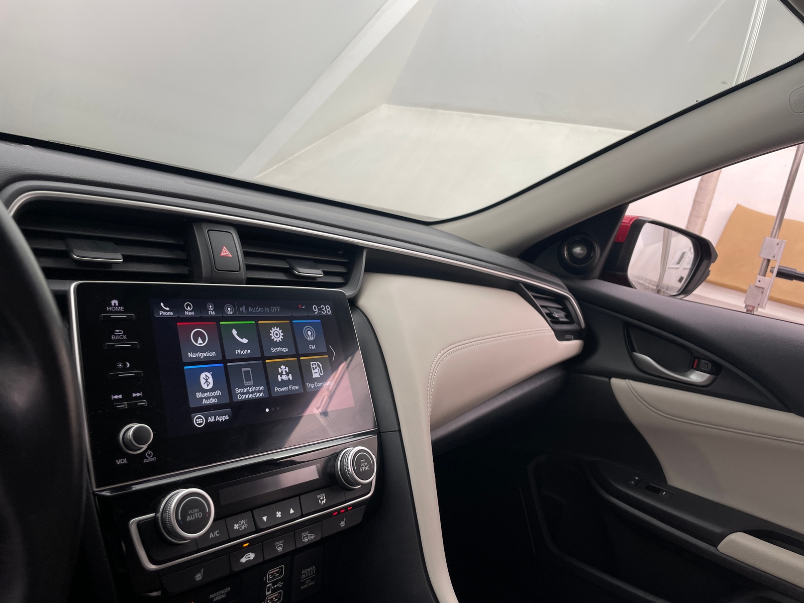 Thumbnail: 2022 Honda Insight - 3