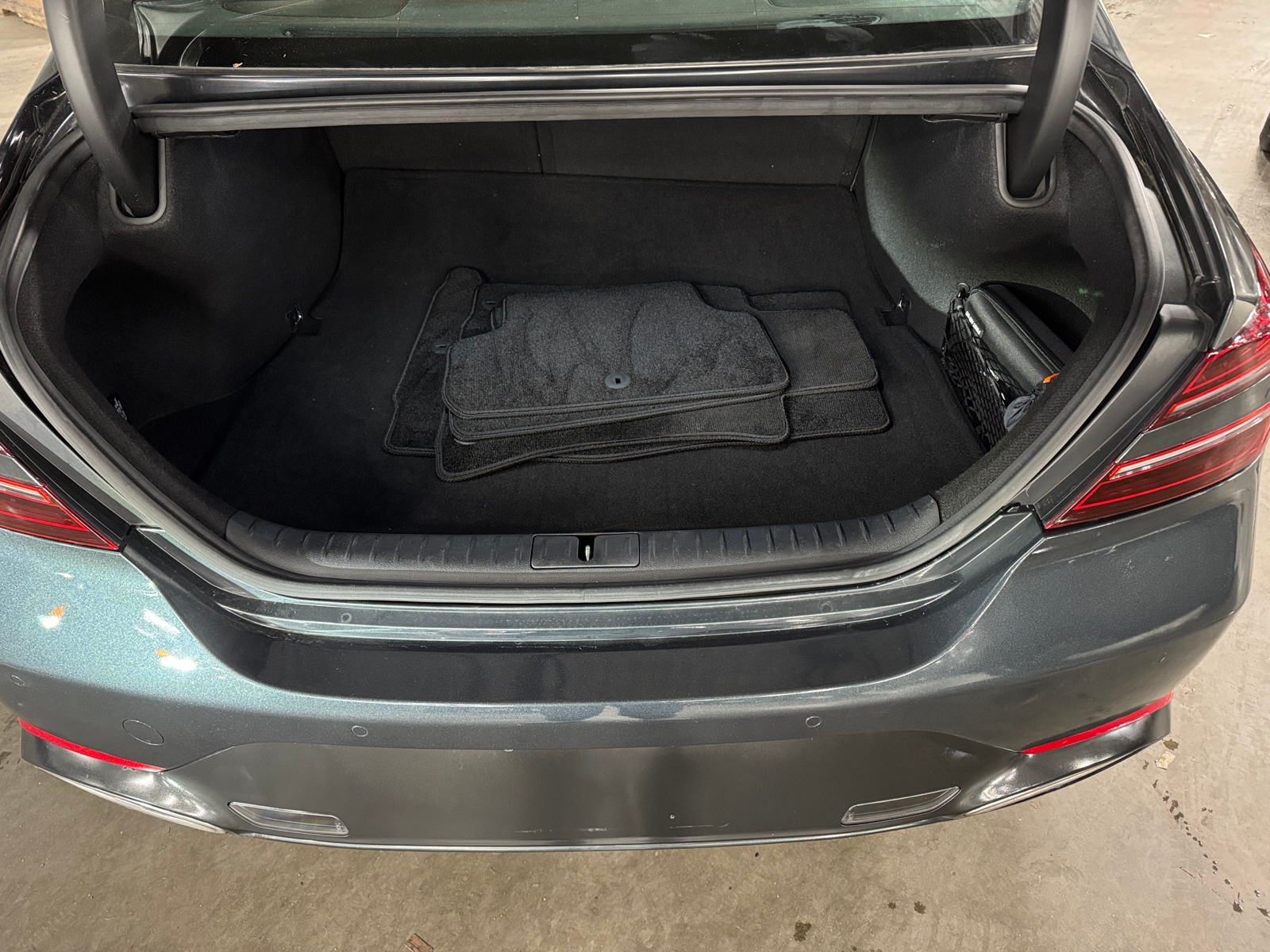 Thumbnail: 2023 Genesis G70 - 6