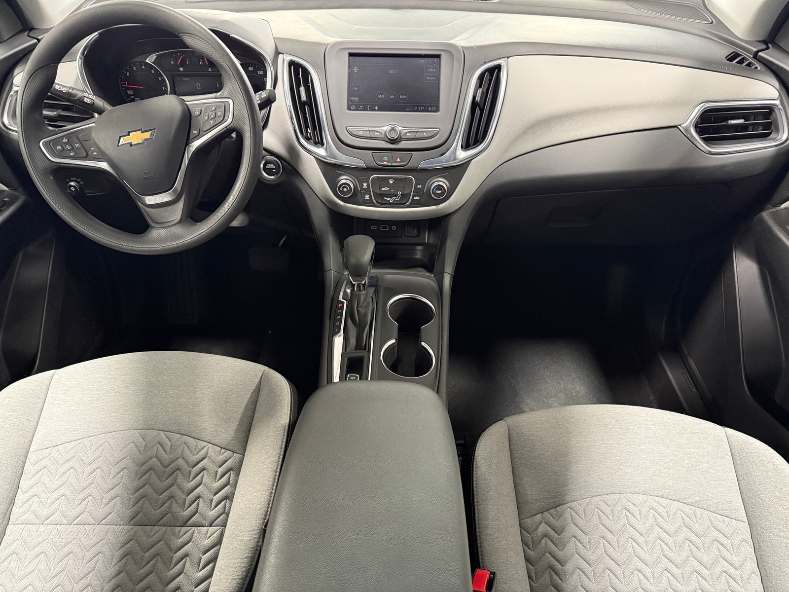 Thumbnail: 2022 Chevrolet Equinox - 3