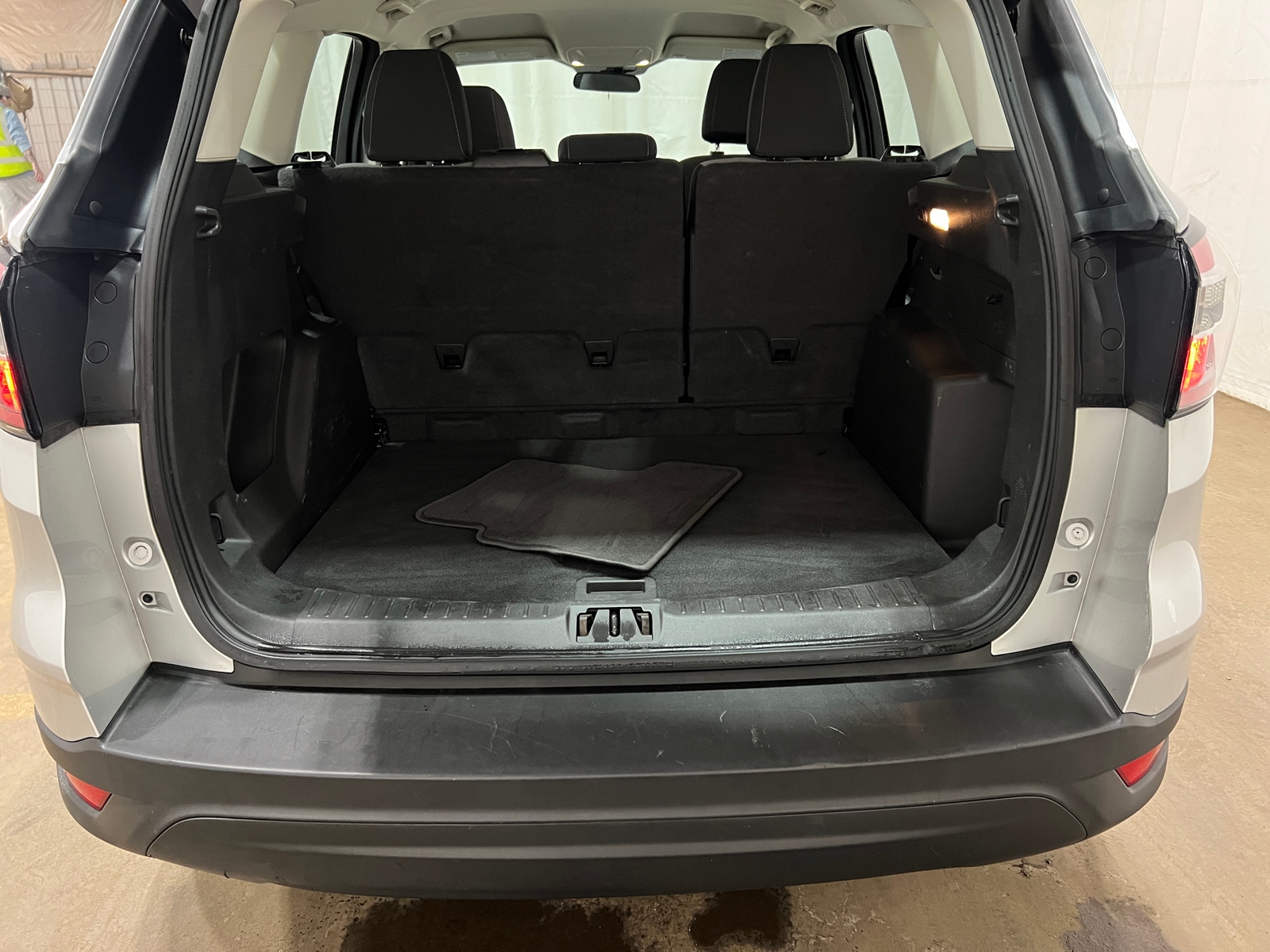 Thumbnail: 2017 Ford Escape - 7