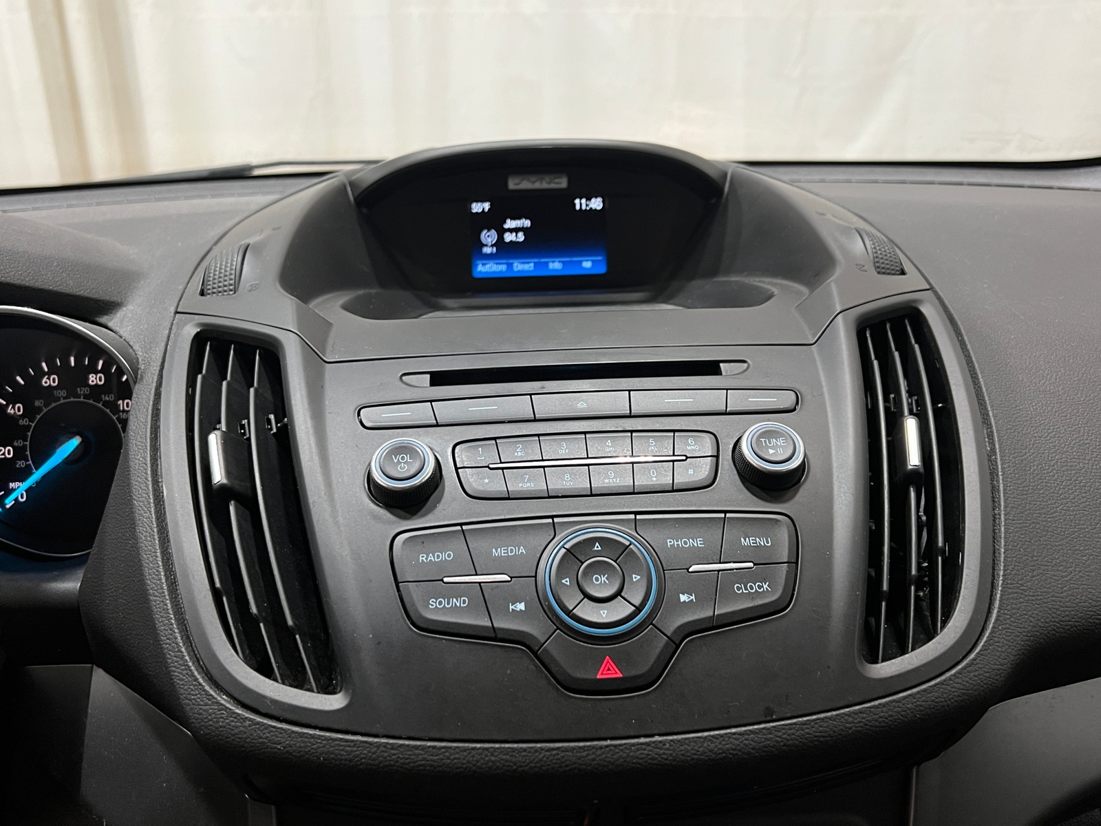 Thumbnail: 2017 Ford Escape - 4