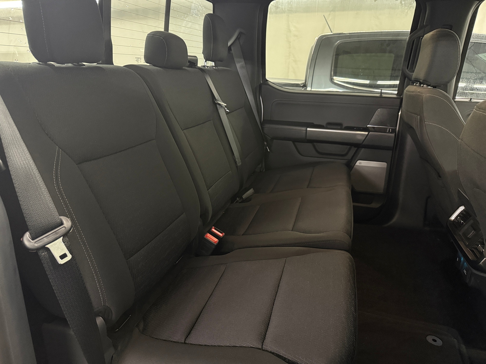 Thumbnail: 2022 Ford Econoline - 6