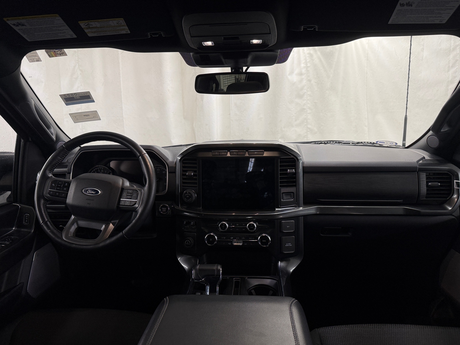 Thumbnail: 2022 Ford Econoline - 3