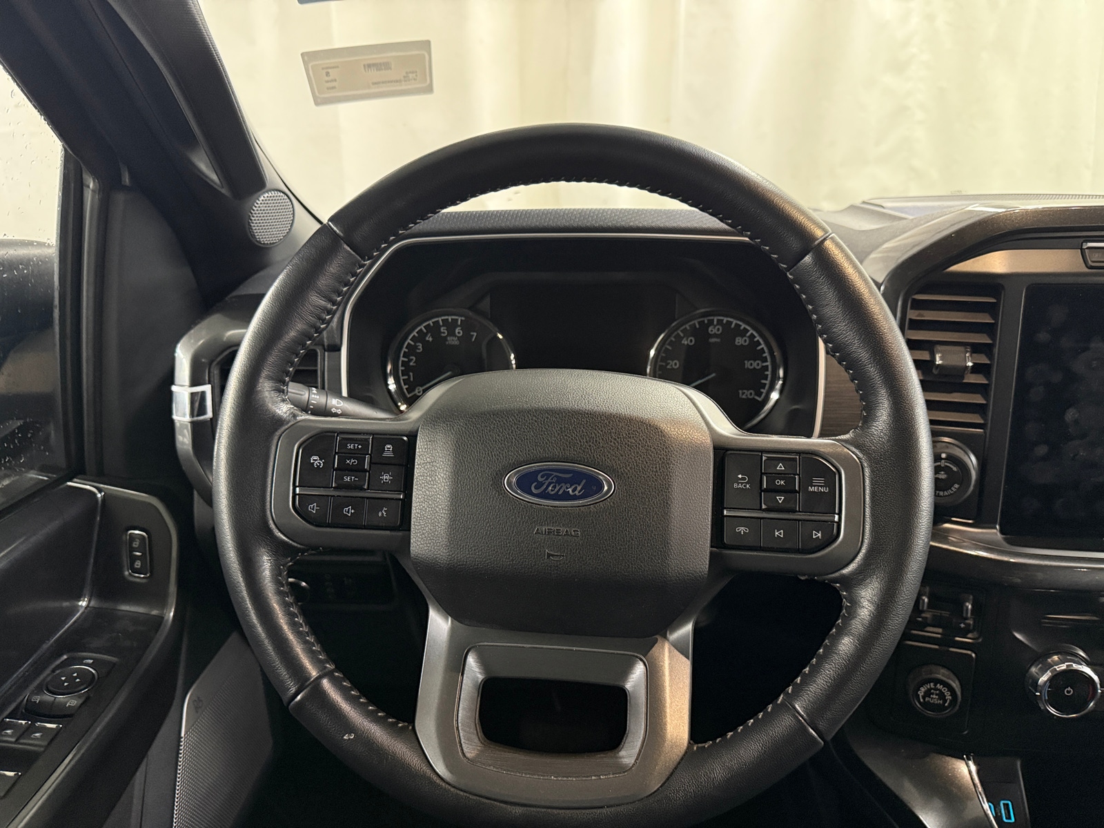 Thumbnail: 2022 Ford Econoline - 5