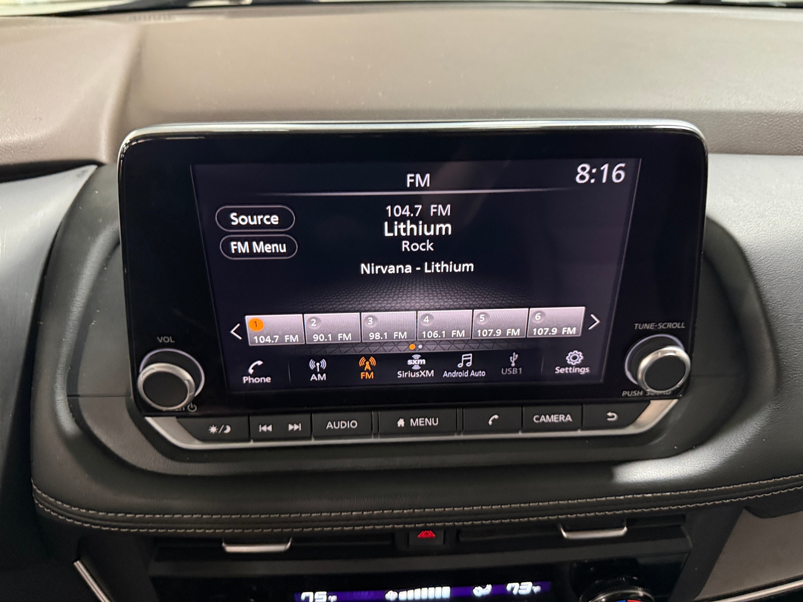 Thumbnail: 2023 Nissan Rogue - 4