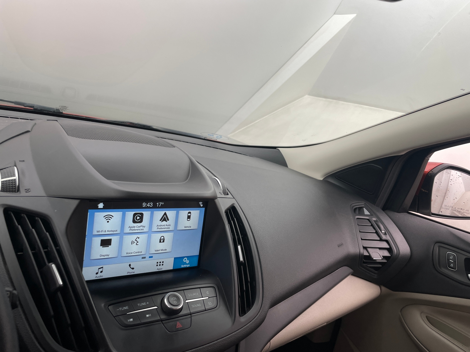 Thumbnail: 2019 Ford Escape - 3