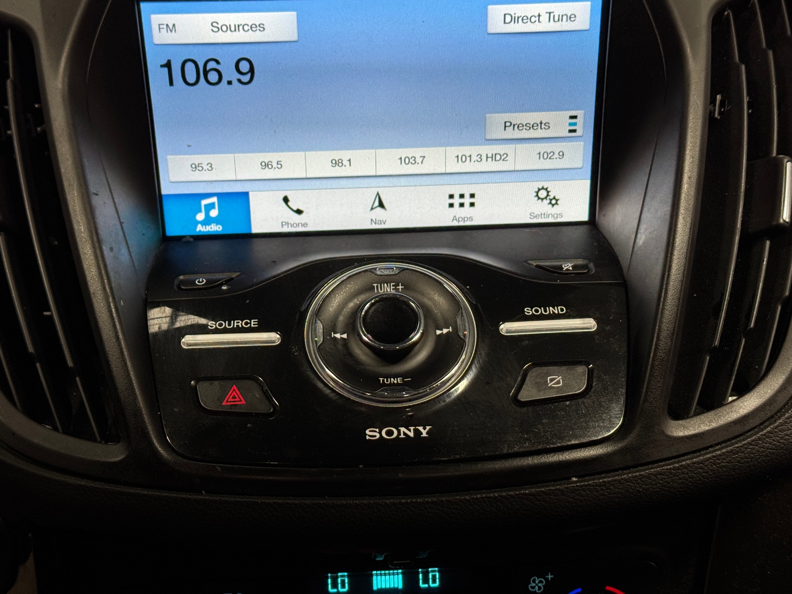 Thumbnail: 2019 Ford Escape - 3