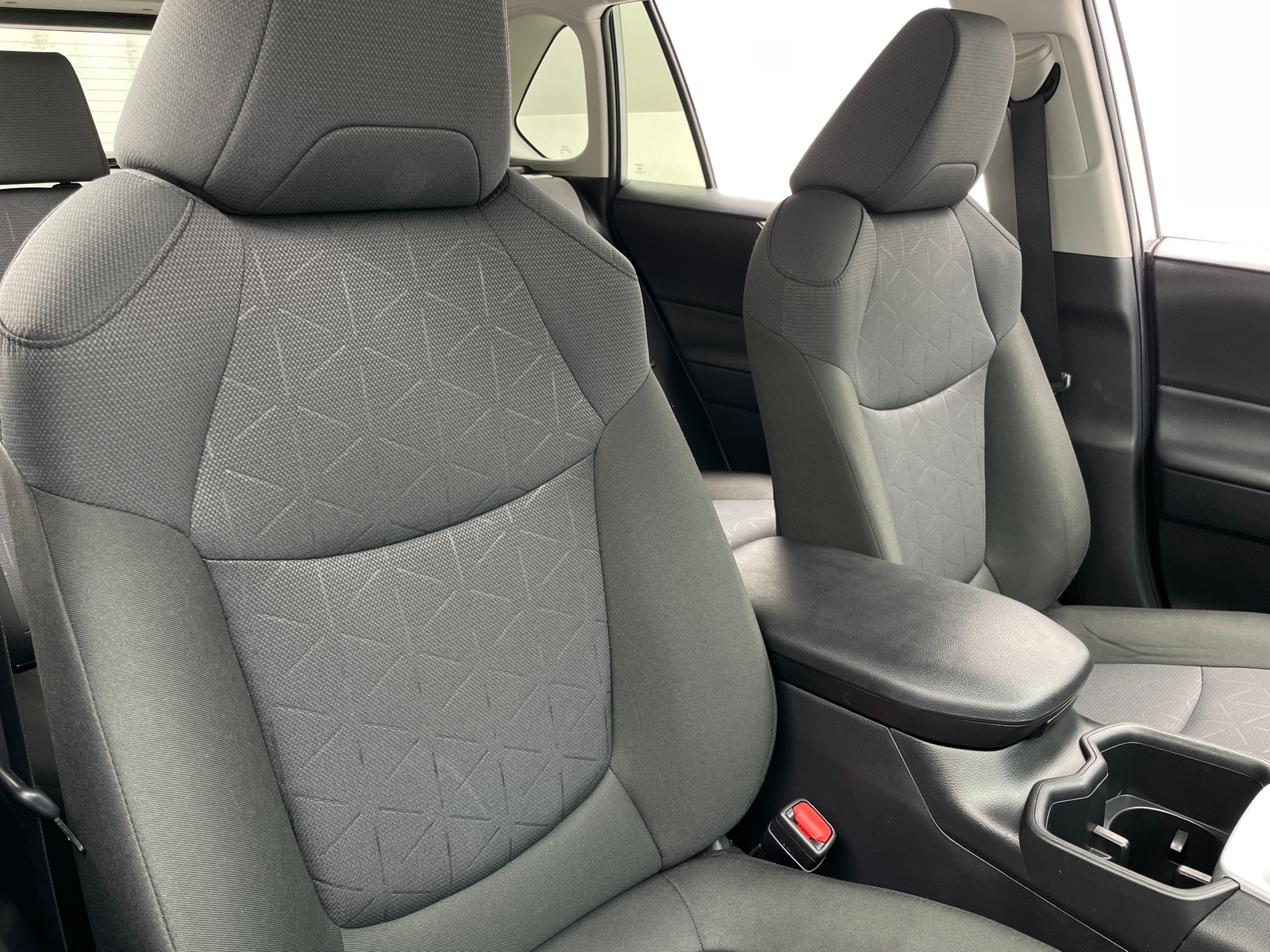 Thumbnail: 2025 Toyota RAV4 - 2