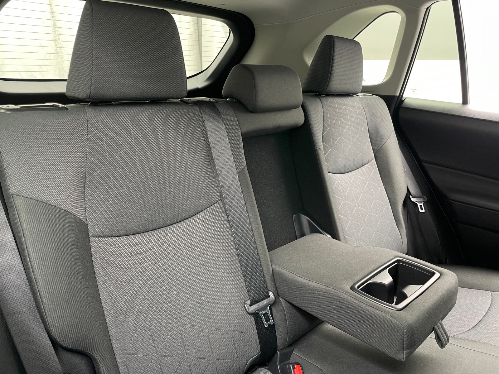 Thumbnail: 2025 Toyota RAV4 - 6