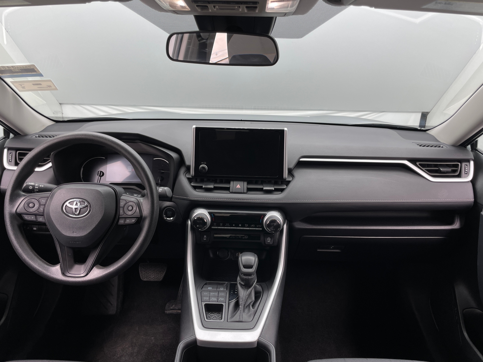 Thumbnail: 2025 Toyota RAV4 - 3