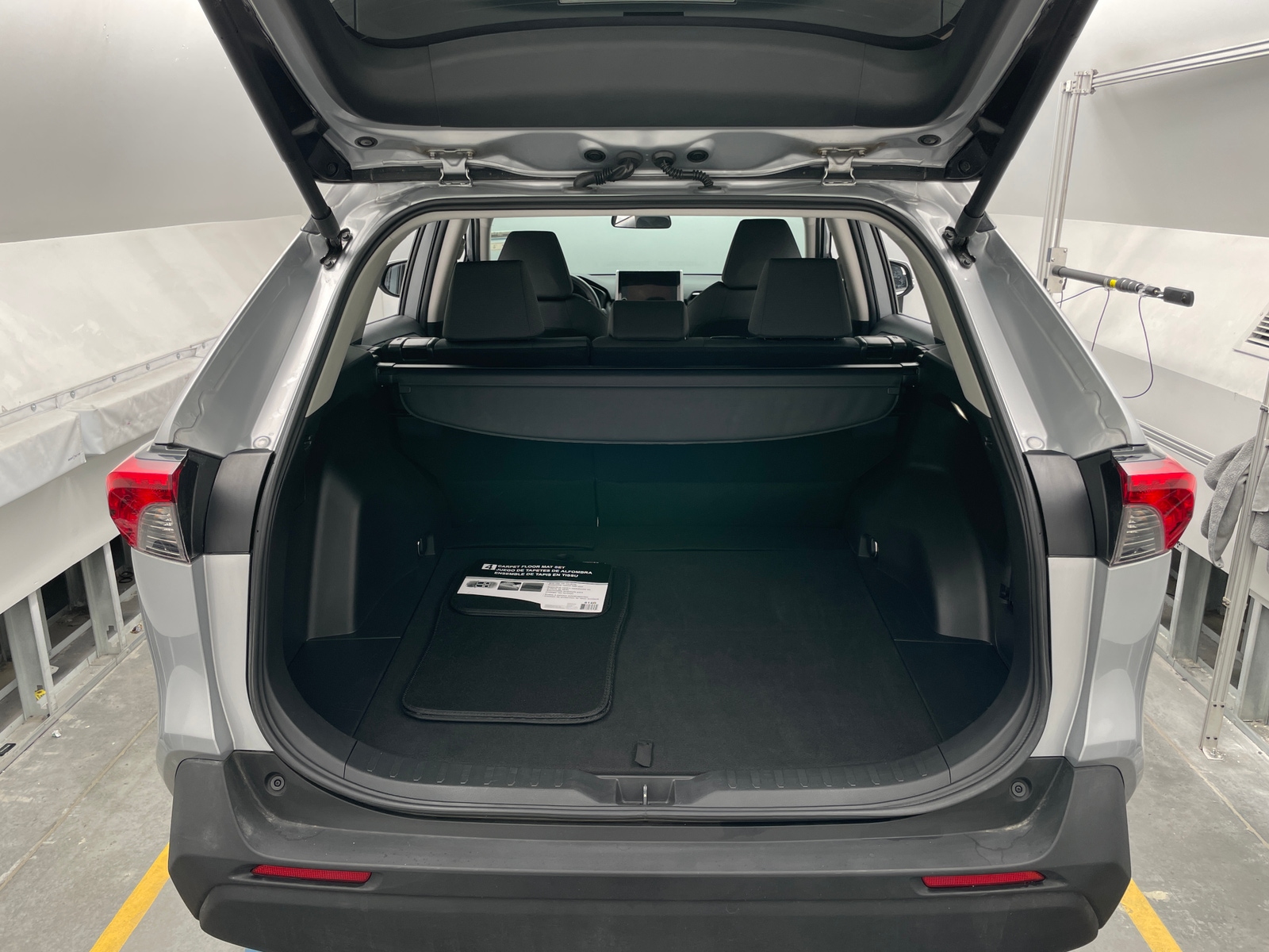 Thumbnail: 2025 Toyota RAV4 - 7