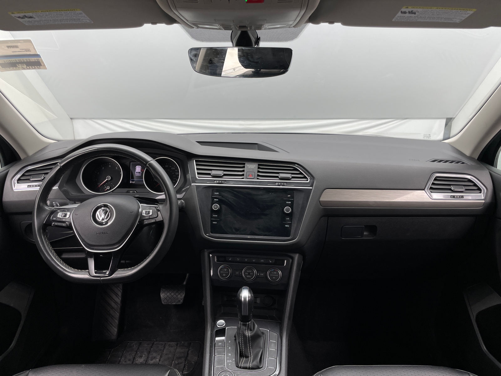 Thumbnail: 2021 Volkswagen Tiguan - 2