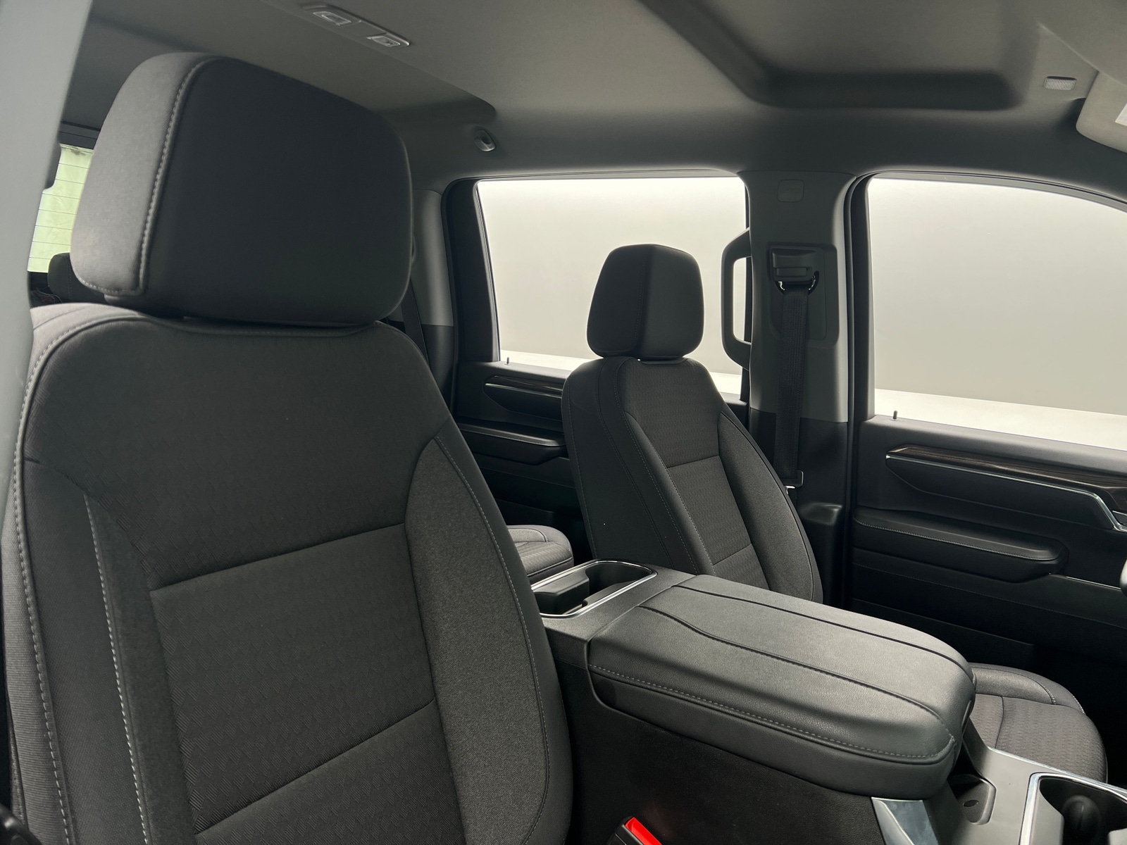 Thumbnail: 2024 Chevrolet Silverado 3500 - 2