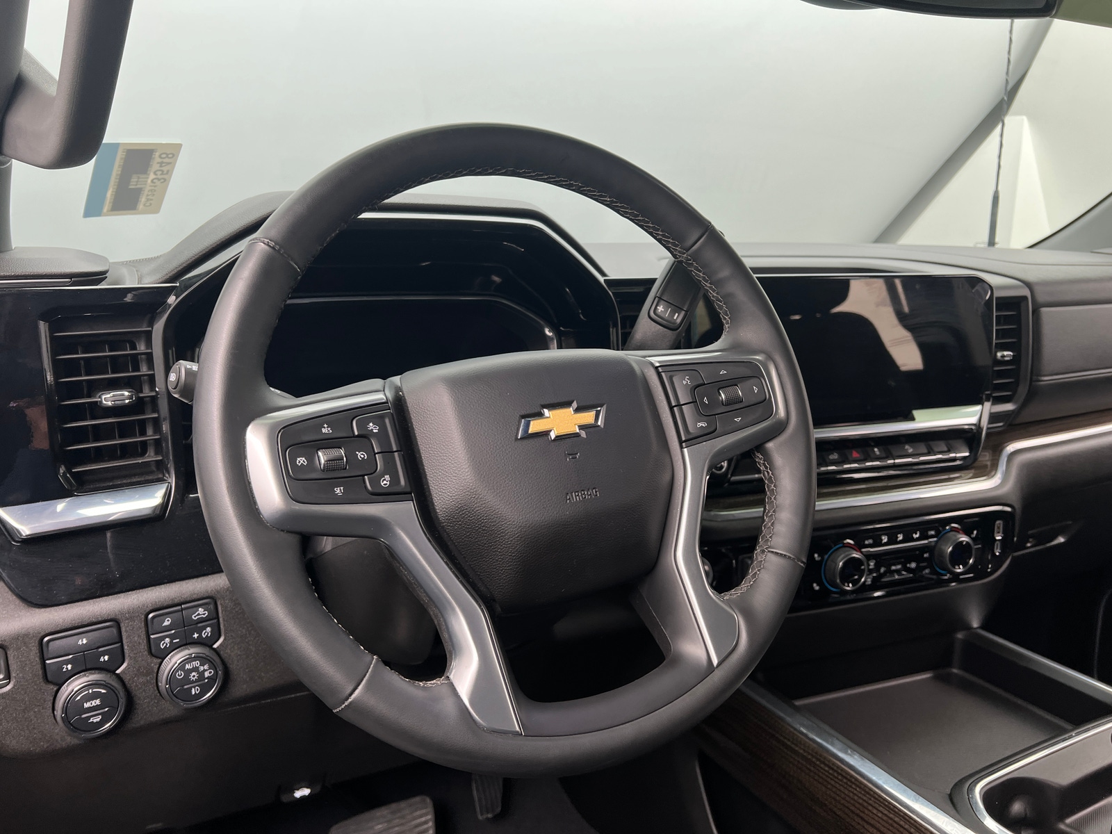 Thumbnail: 2024 Chevrolet Silverado 3500 - 5