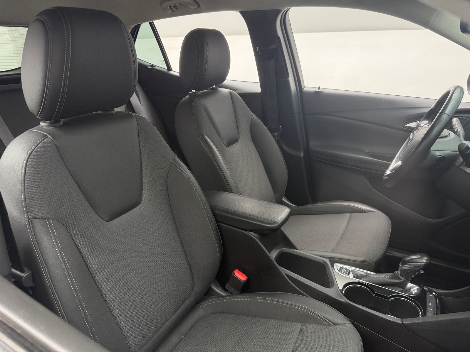 Thumbnail: 2024 Buick Encore GX - 2